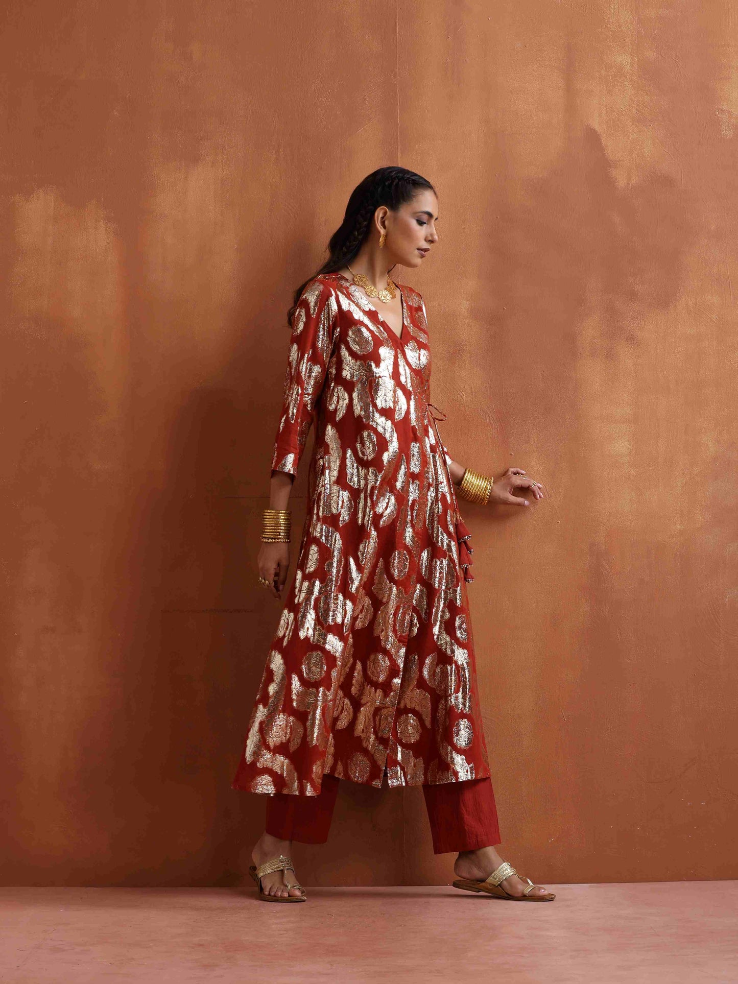 trueBrowns Rust Metallic Angrakha Kurta Set | Swadesiicart