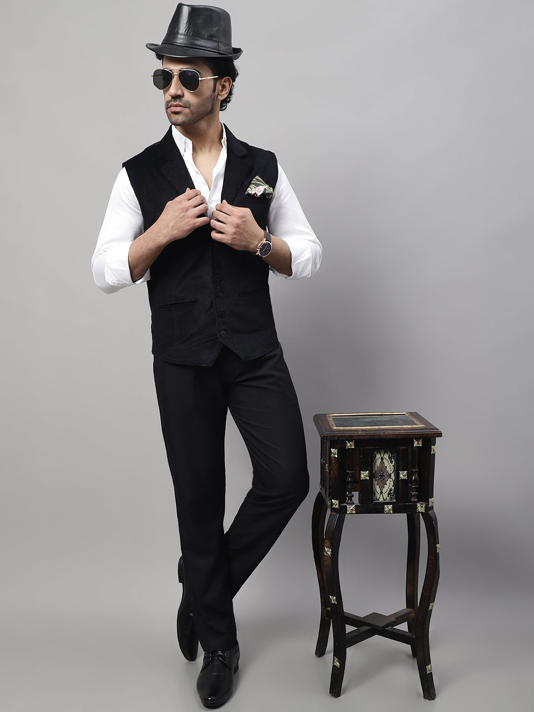 Even Apparels Men's Black Nehru Jacket With Welt Pockets | Swadesiicart
