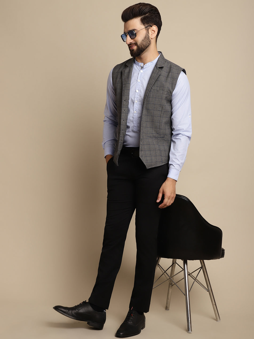 Even Apparels Men's Grey Waistcoat with Notched Lapel | Swadesiicart