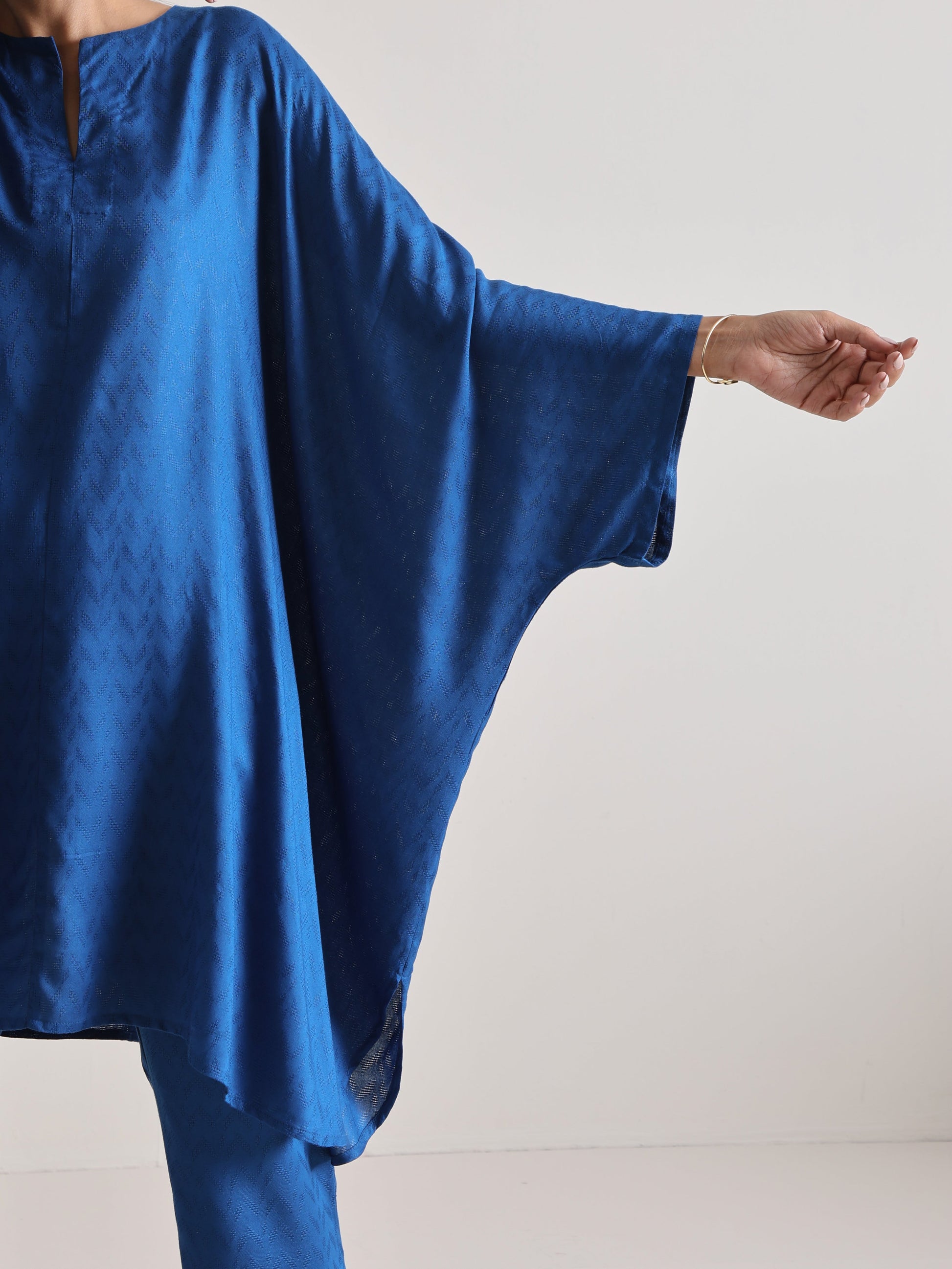trueBrowns Ink Blue Oversized Round Co-Ord Set - Swadesiicart