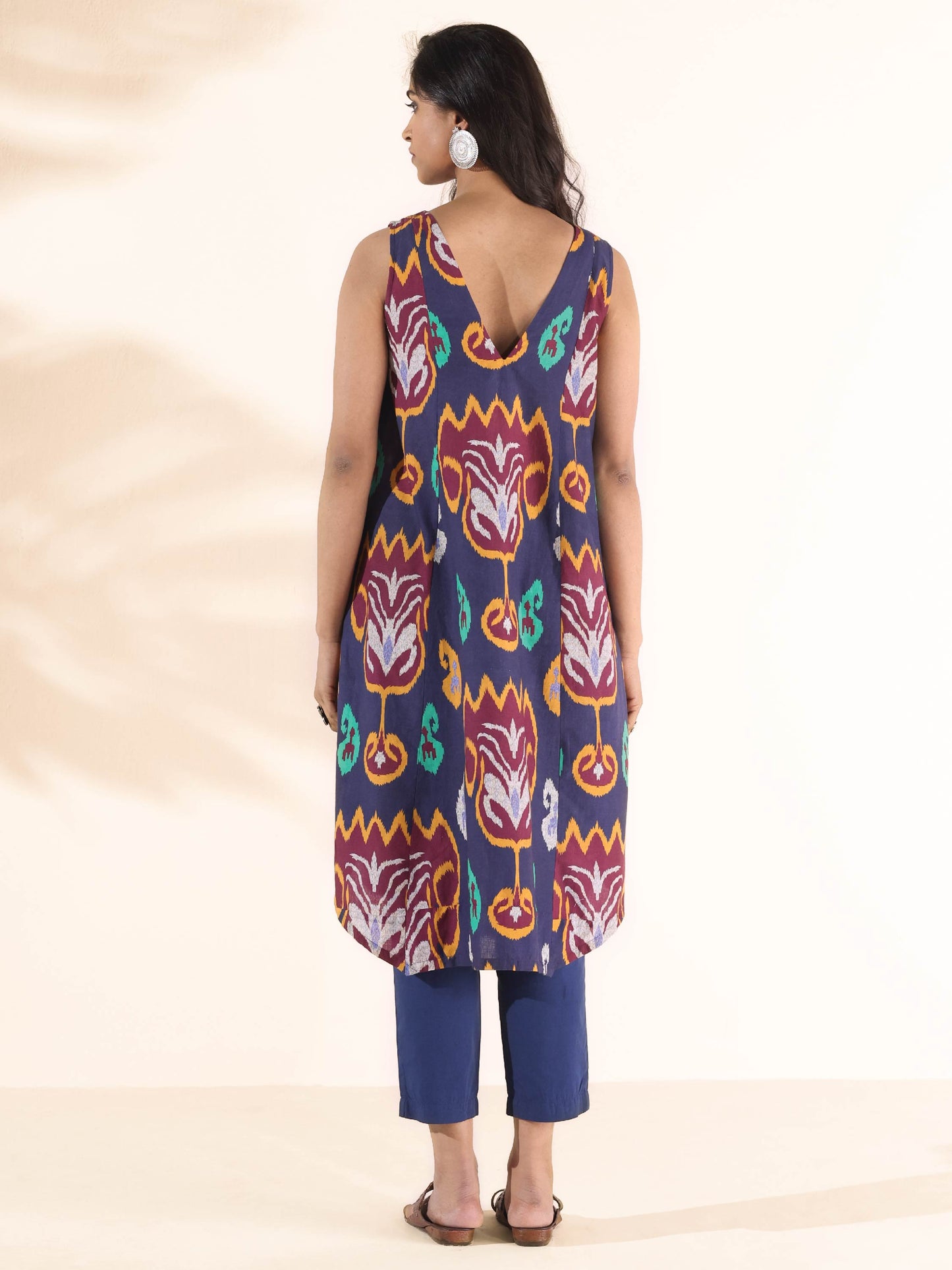 trueBrowns Purple Cotton Ikat Sleeveless Kurta Pant Set | Swadesiicart
