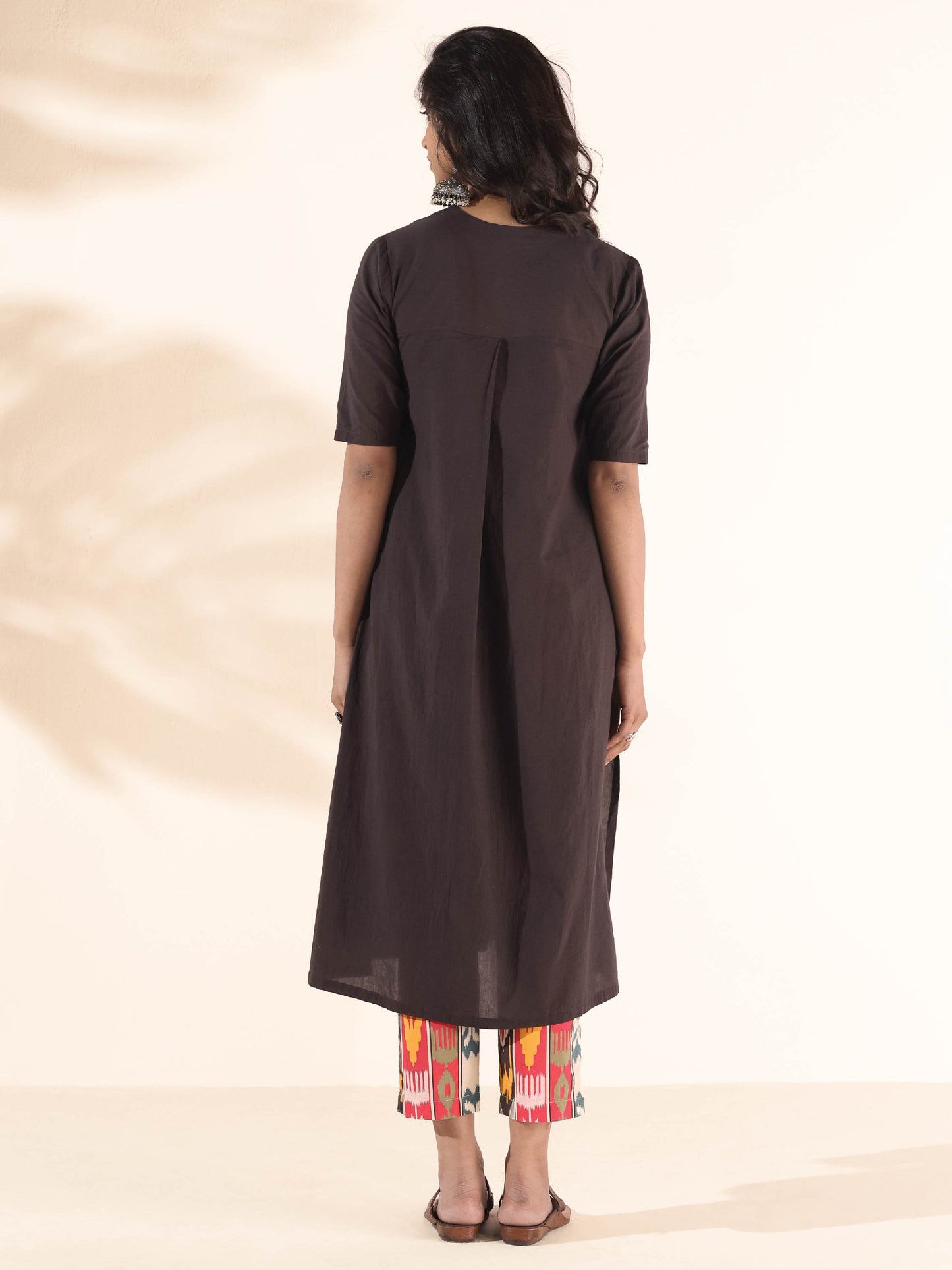 trueBrowns Cola Cotton Ikat Kurta Pant Set | Swadesiicart