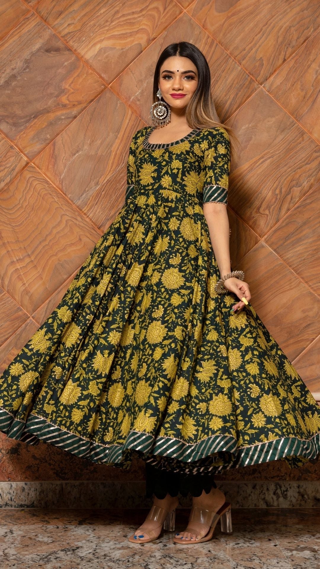 Pomcha Jaipur Idika Green Hand Block Anarkali Set | Swadesiicart