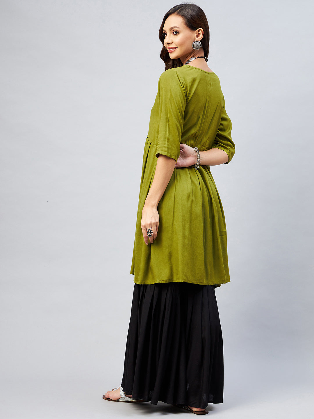 InWeave Women's Olive Short Anarkali Kurta - Swadesiicart