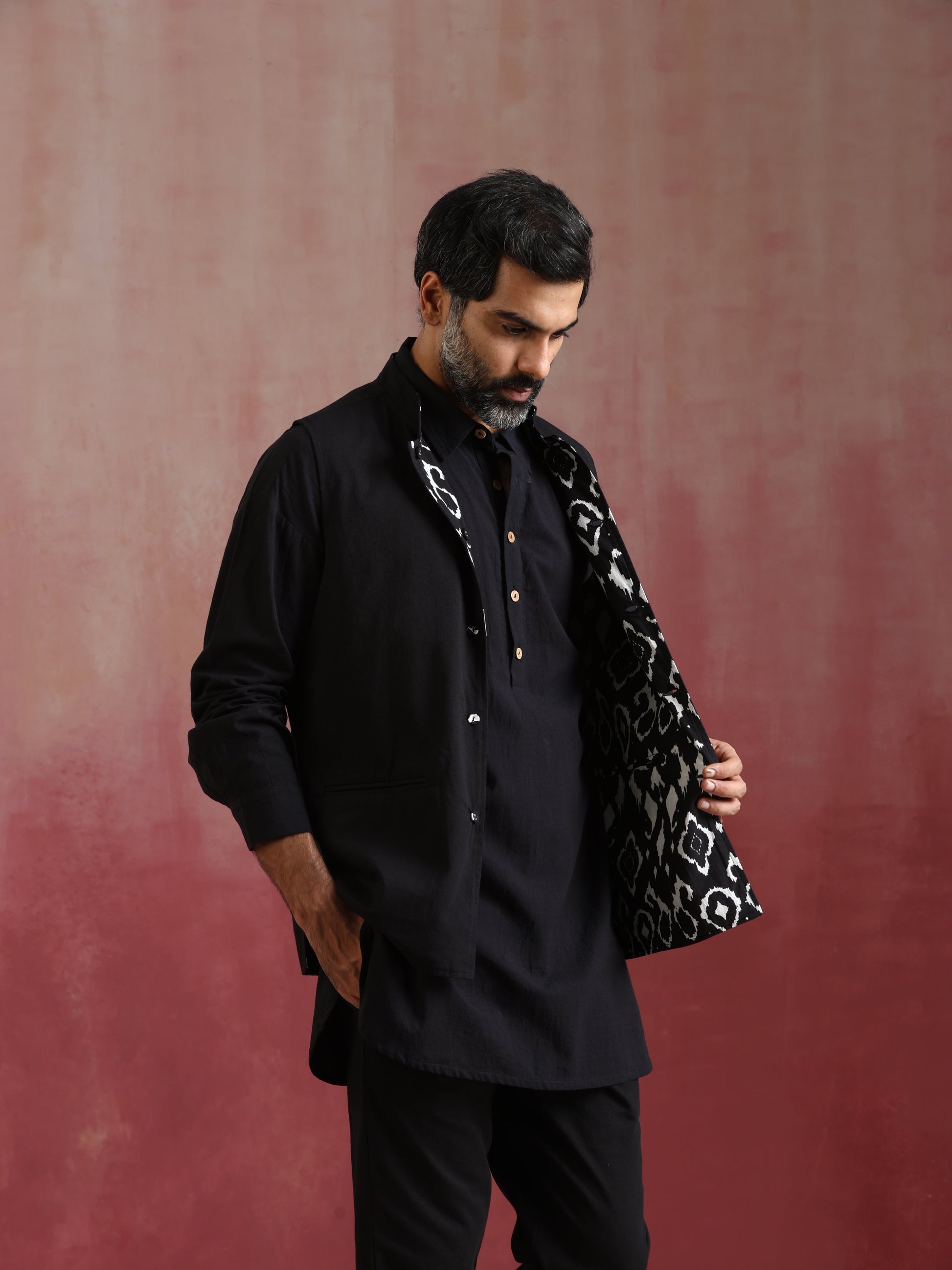 trueBrowns Men's Black Ikat Print Cotton Reversible Nehru Jacket | Swadesiicart