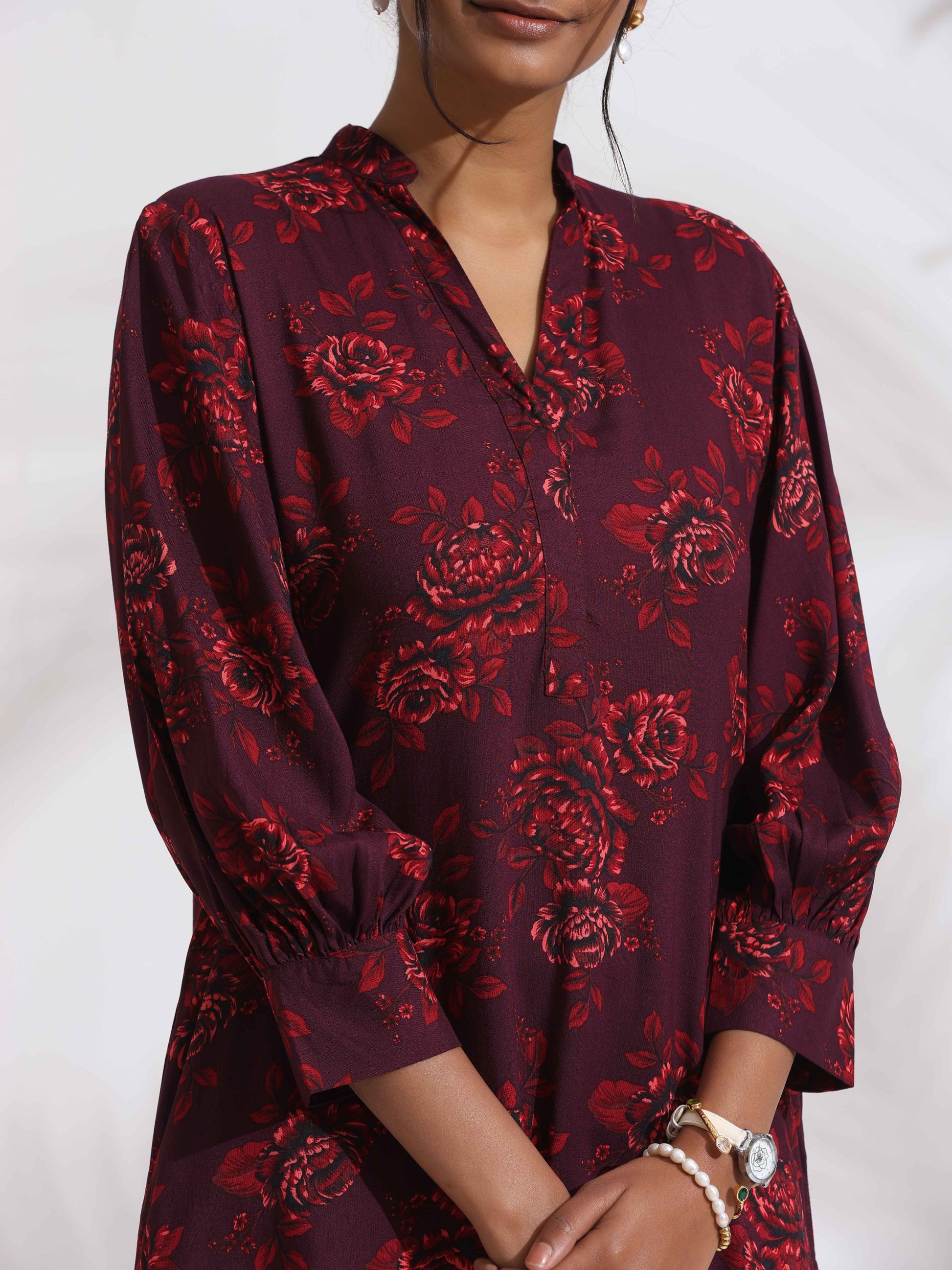 trueBrowns Purple Floral Print Kurta Set | Swadesiicart