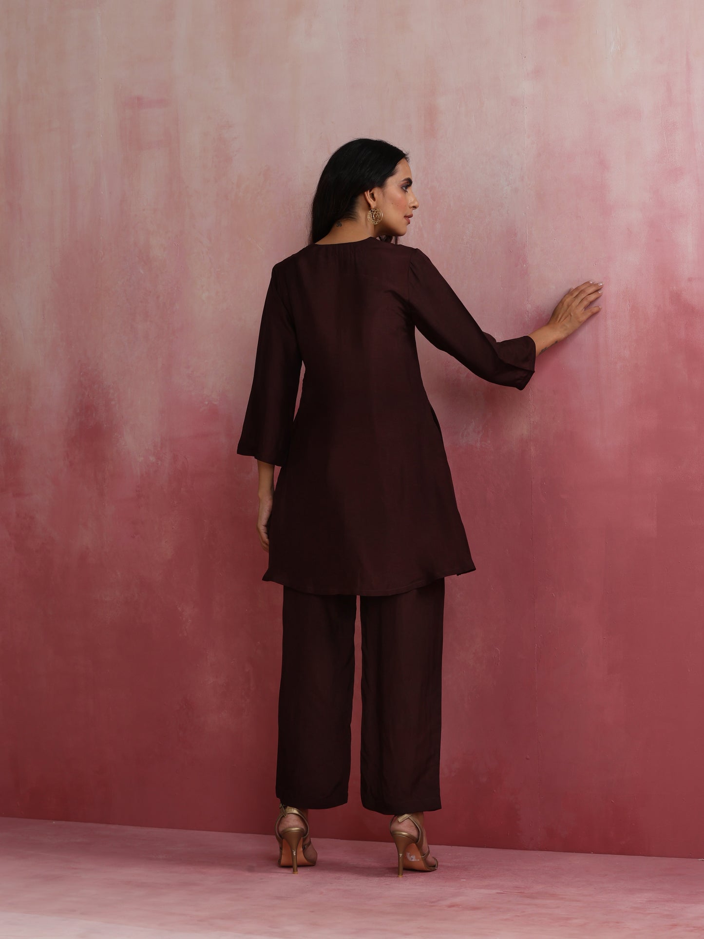 trueBrowns Cola Viscose Silk Kurta Co-ord Set - Swadesiicart