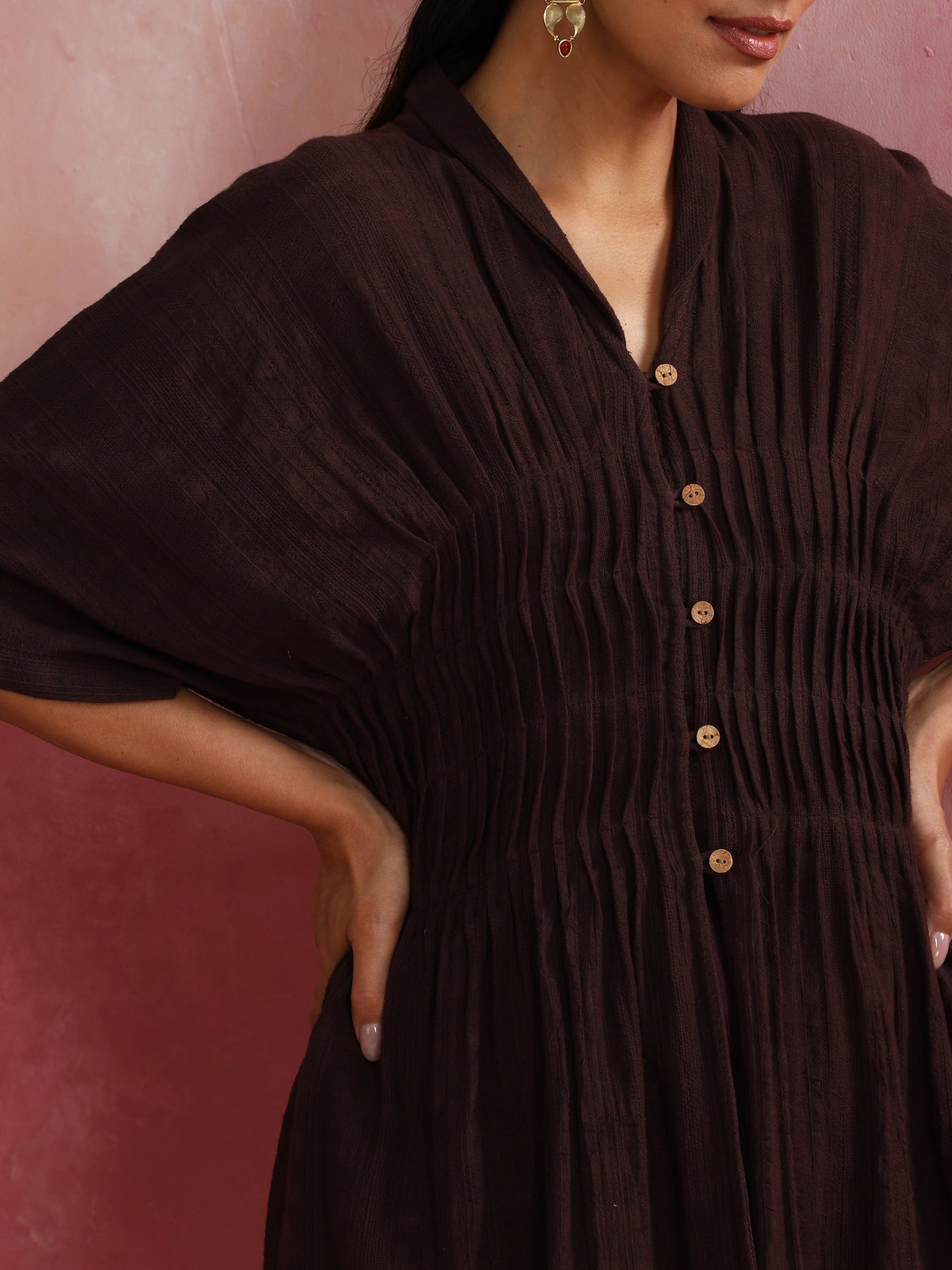 trueBrowns Cola Cotton Dobby Pleated Kurta Set | Swadesiicart
