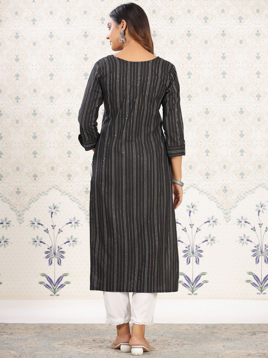 Ode by House of Pataudi Striped Round Neck Straight Cotton Kurta - Swadesiicart