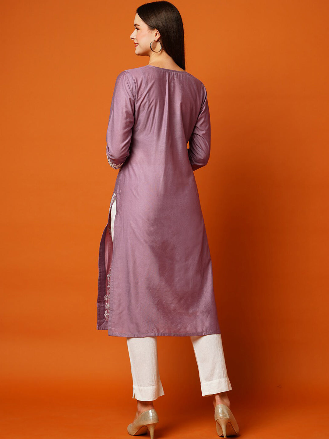 Kalini Floral Embroidered Cotton Straight Kurta - Swadesiicart