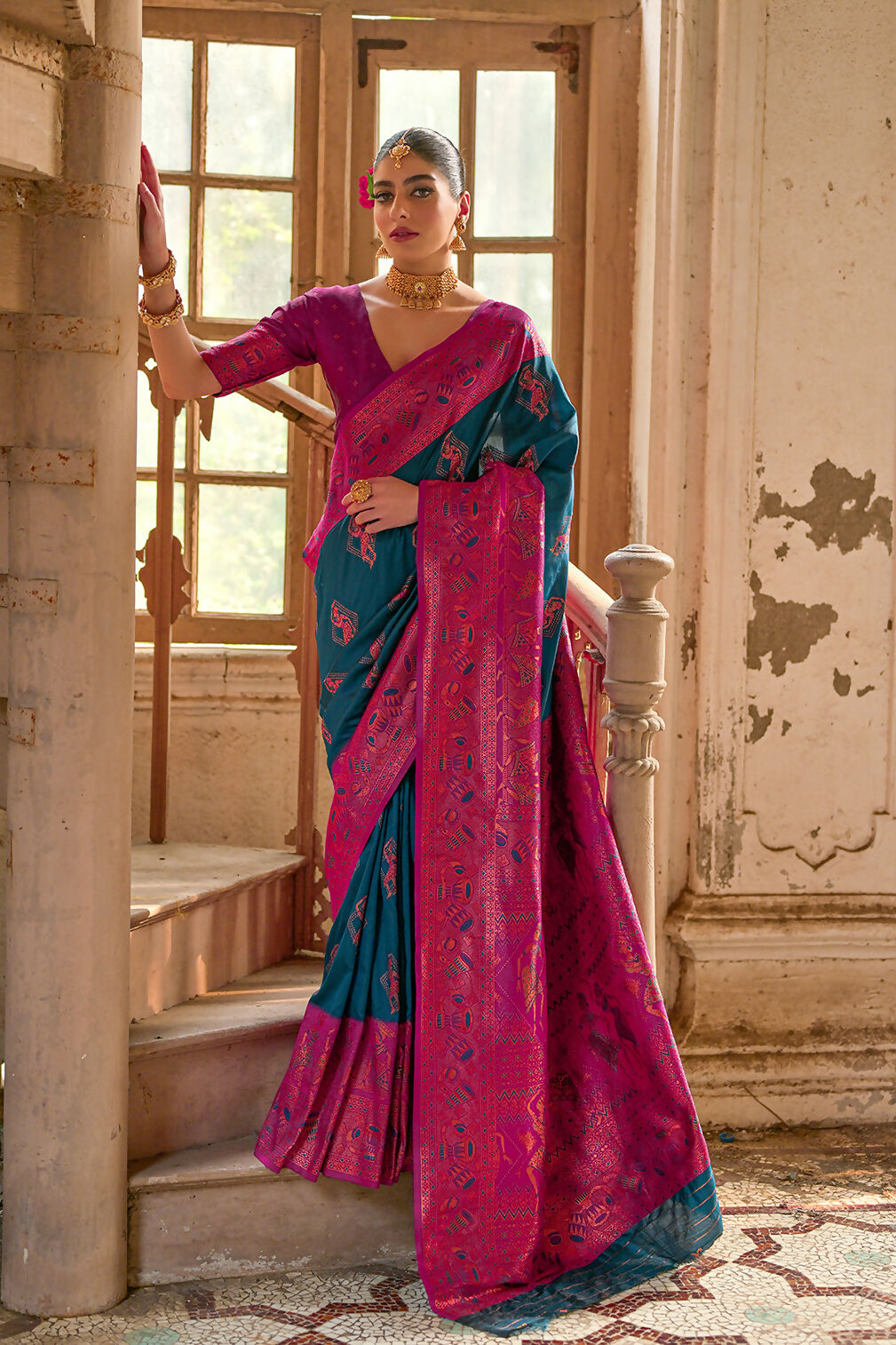 Vishnu Weaves Women's Blue Banarasi Silk Kalamkari Zari Woven Saree with Blouse - Swadesiicart