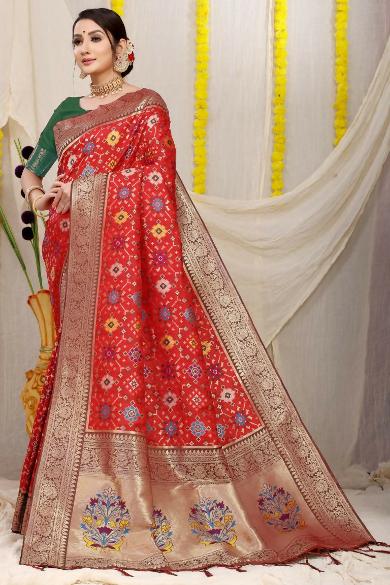 Jyoti Fashion Women's Red Patola Silk Zari Woven Saree with Blouse | Swadesiicart