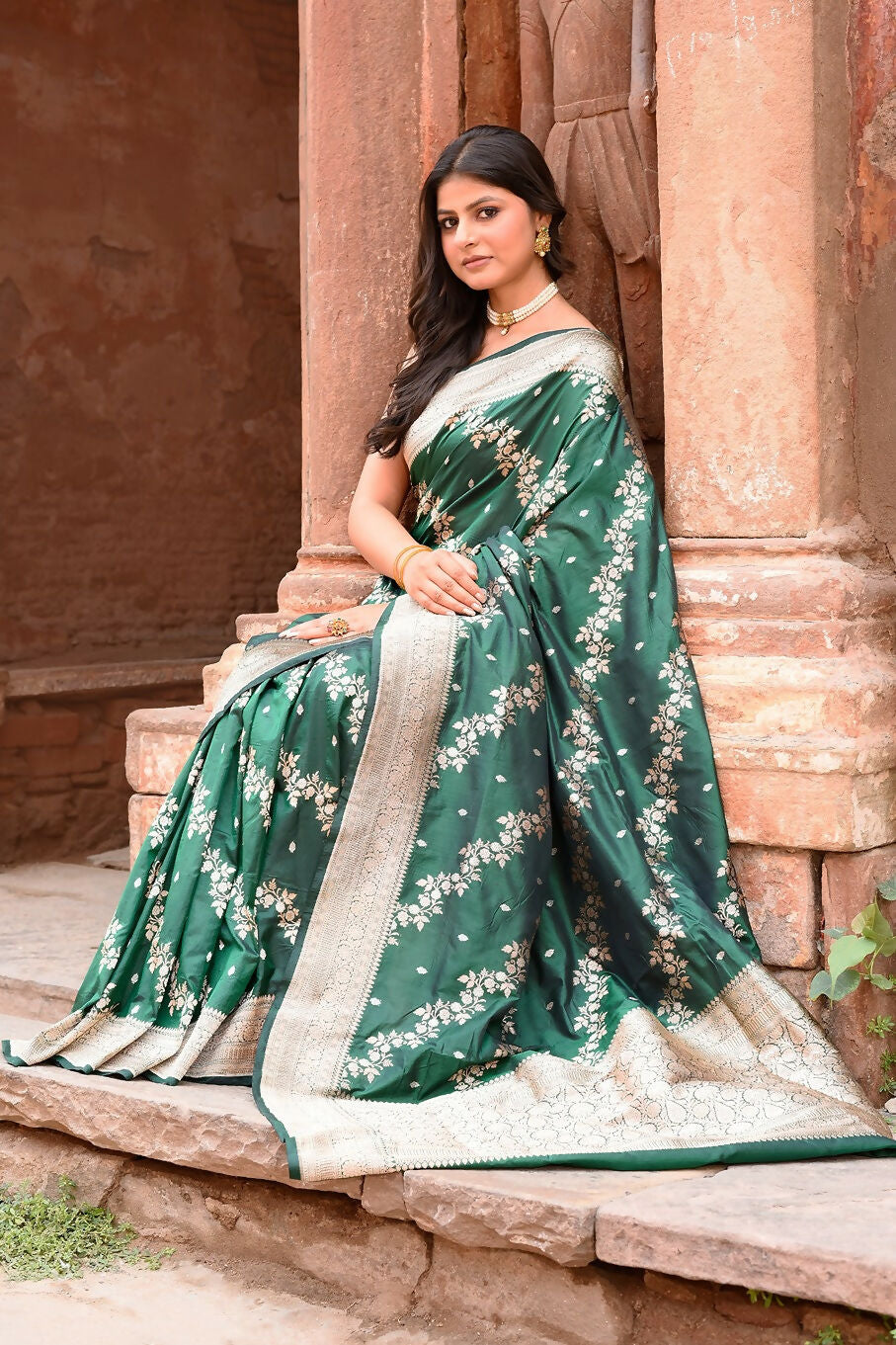 Joban Fashion Emerald Green Banarasi Katan Pure Handloom Banarasi Silk Saree | Swadesiicart