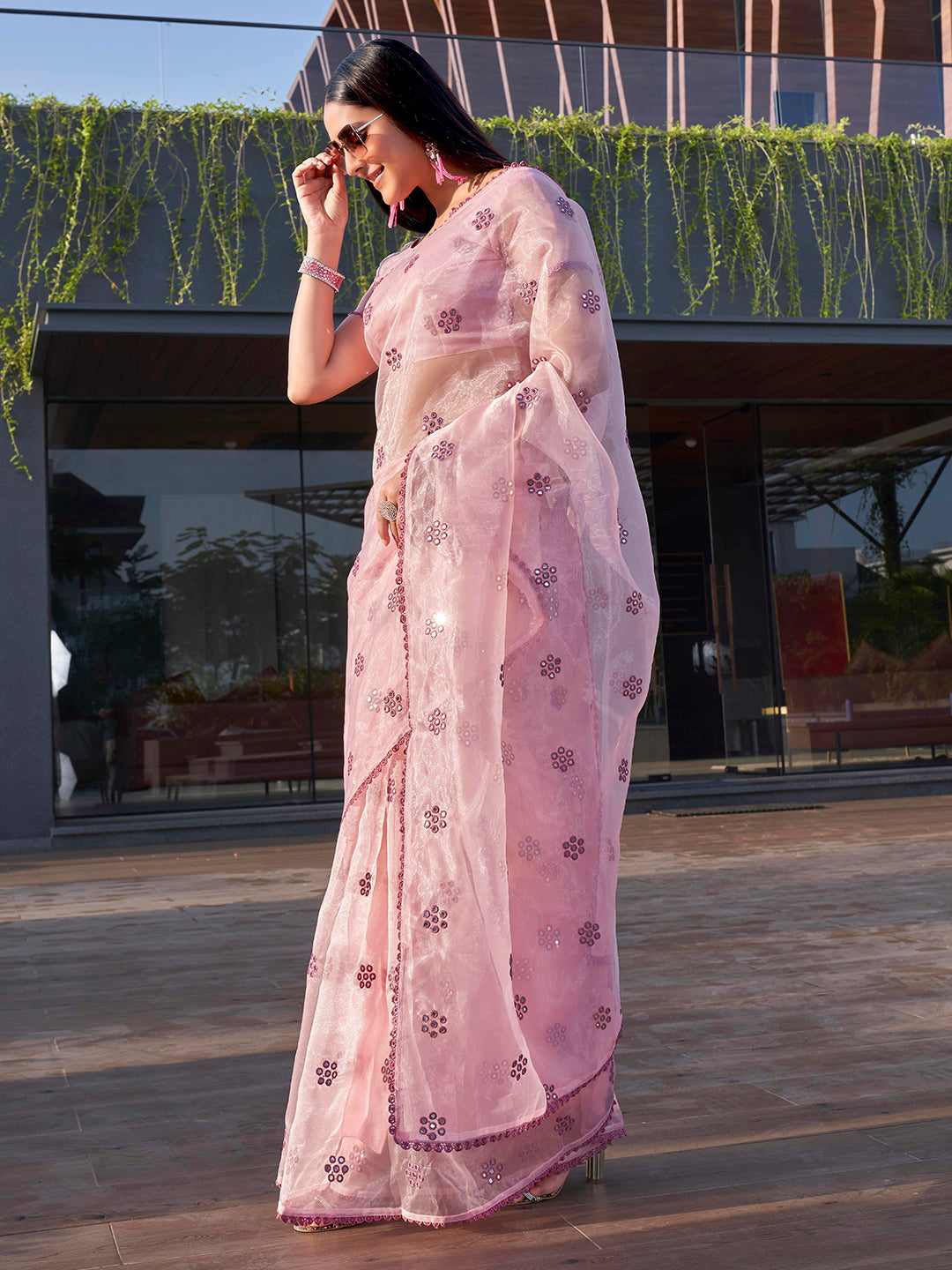 Tikhi Imli Floral Mirror Work Organza Saree | Swadesiicart