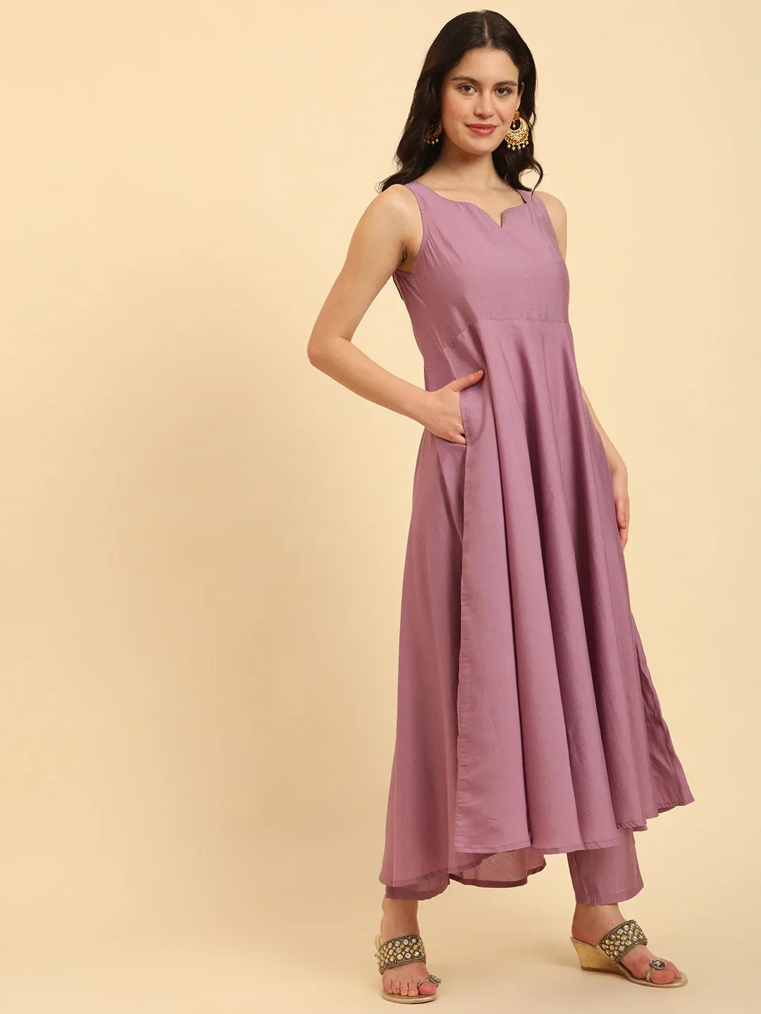 Yufta Purple Silk Sleeveless Kurta With Pant Banarasi Dupatta Set | Swadesiicart