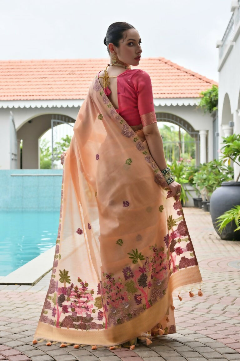 Vishnu Weaves Women's Peach Muga Cotton Thread Weaving Saree with Blouse - Swadesiicart