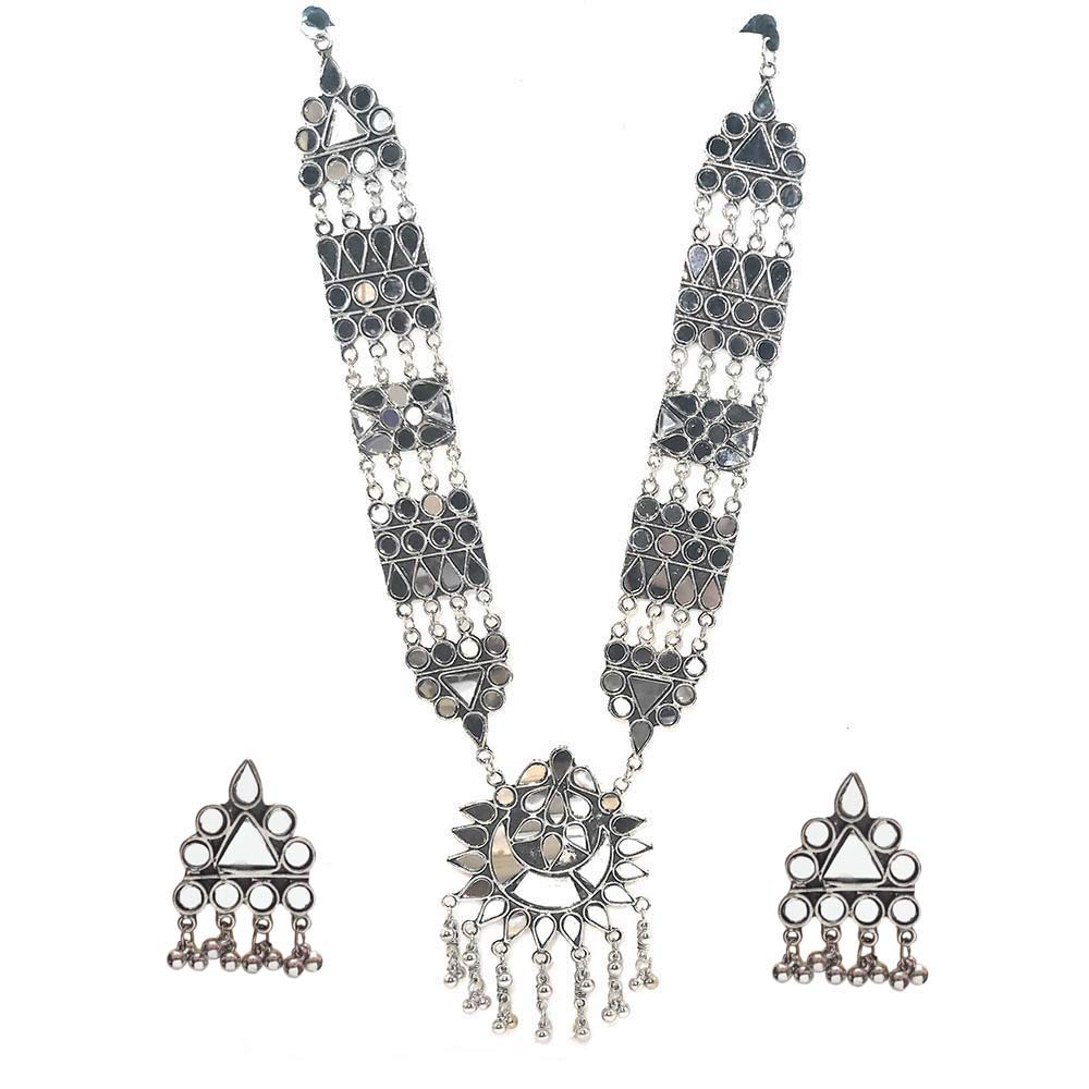 Silver-Plated Alloy Long Kundan Studded Silver Oxidised Necklace - The Pari | Swadesiicart