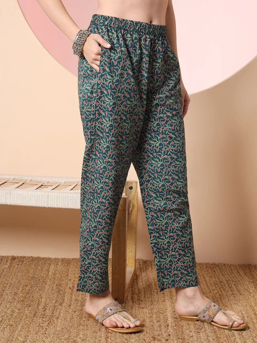 Yufta Green Pure Cotton Chikankari Straight Kurta Dupatta Pant Set | Swadesiicart