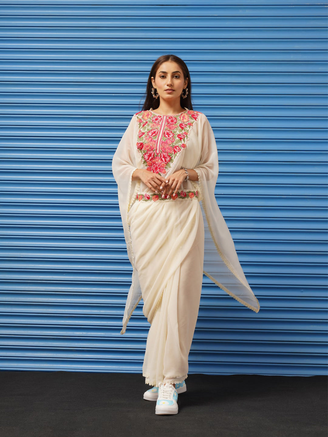 Tikhi Imli Kaftan Saree With Belt | Swadesiicart