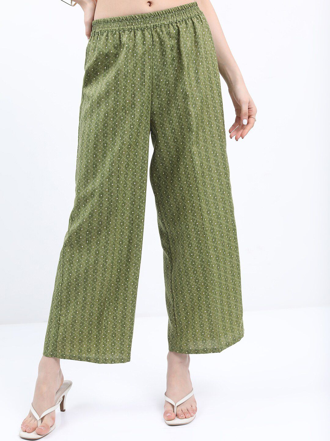 Vishudh Ethnic Motifs Printed Sleeveless Regular Kurta With Palazzos - Swadesiicart