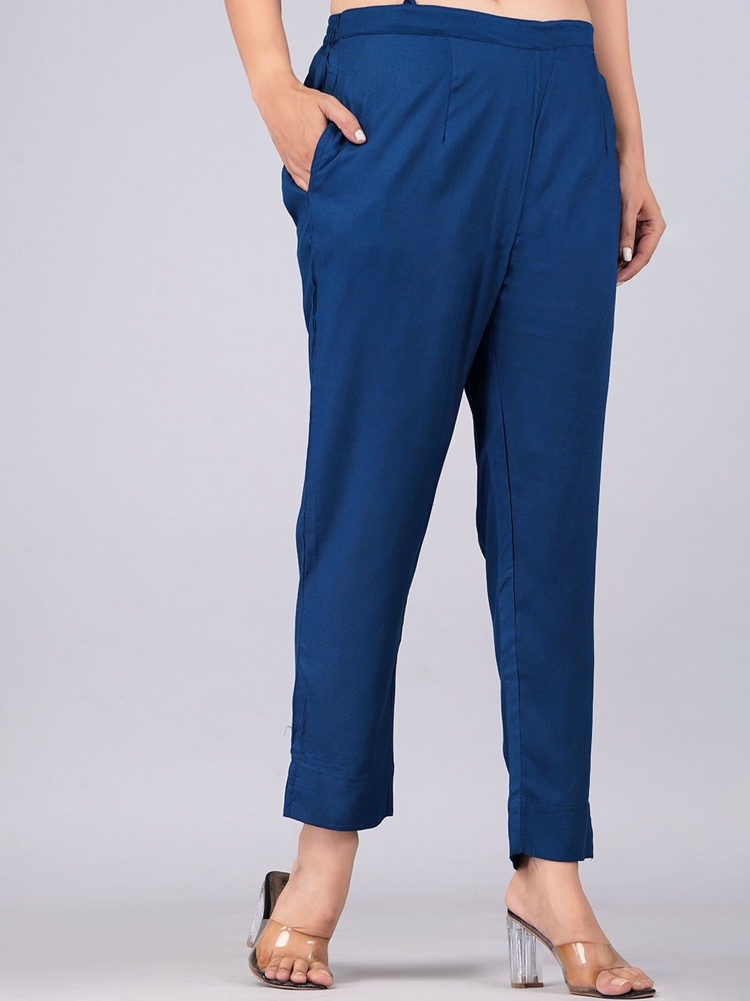 Kalini Regular Gotta Patti Kurta With Trousers - Swadesiicart
