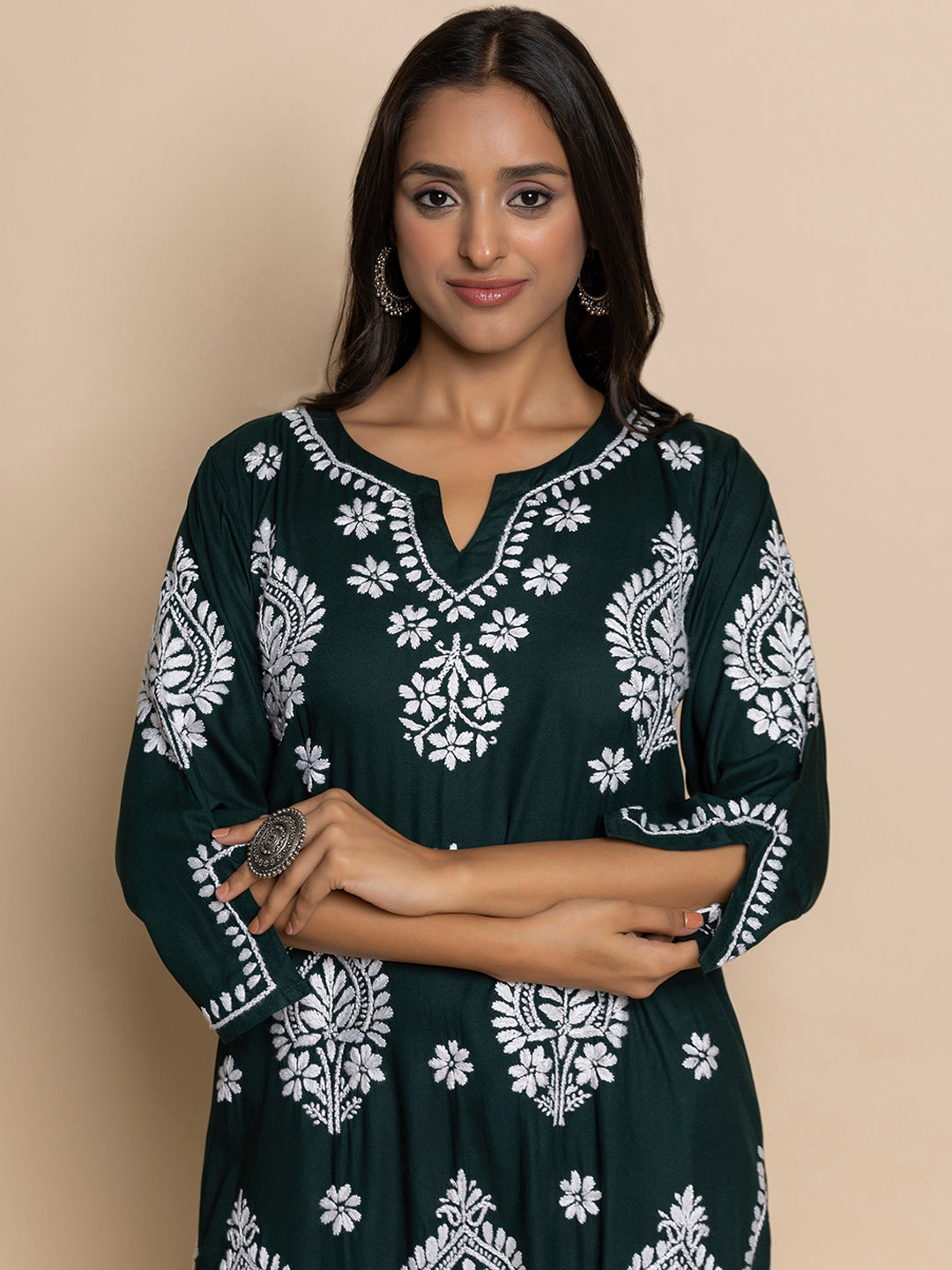 HOUSE OF KARI Chikankari Embroidered Straight Kurta | Swadesiicart