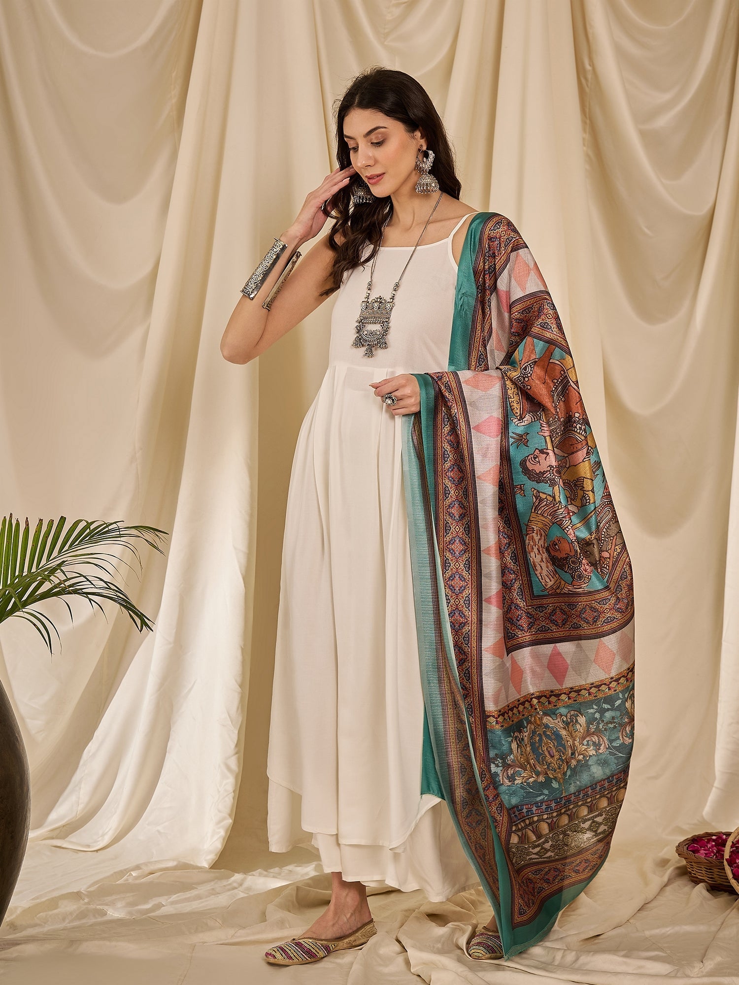 InWeave White Strappy Rama Green Dupatta Set - Swadesiicart