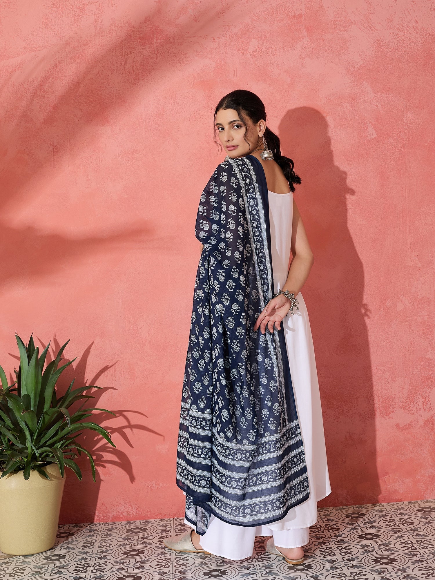 InWeave White Strappy Kurta Palazzo Set With Blue Floral Dupatta - Swadesiicart