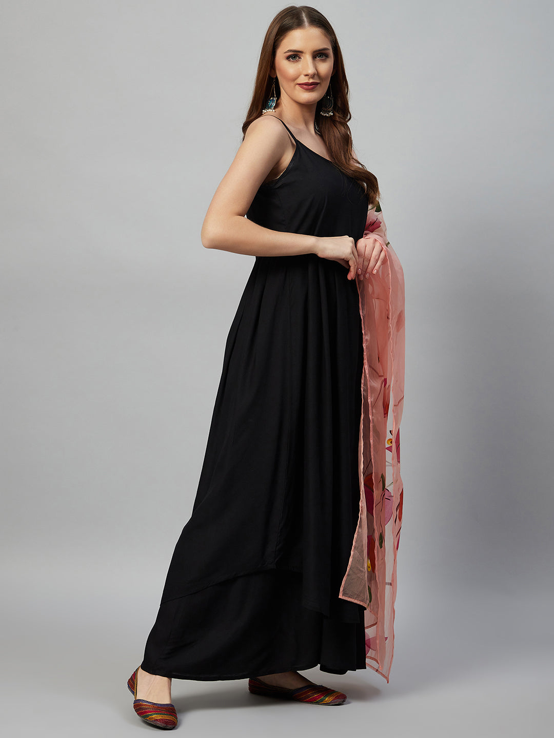 InWeave Black Strappy Set With Peach Hand Print Dupatta - Swadesiicart