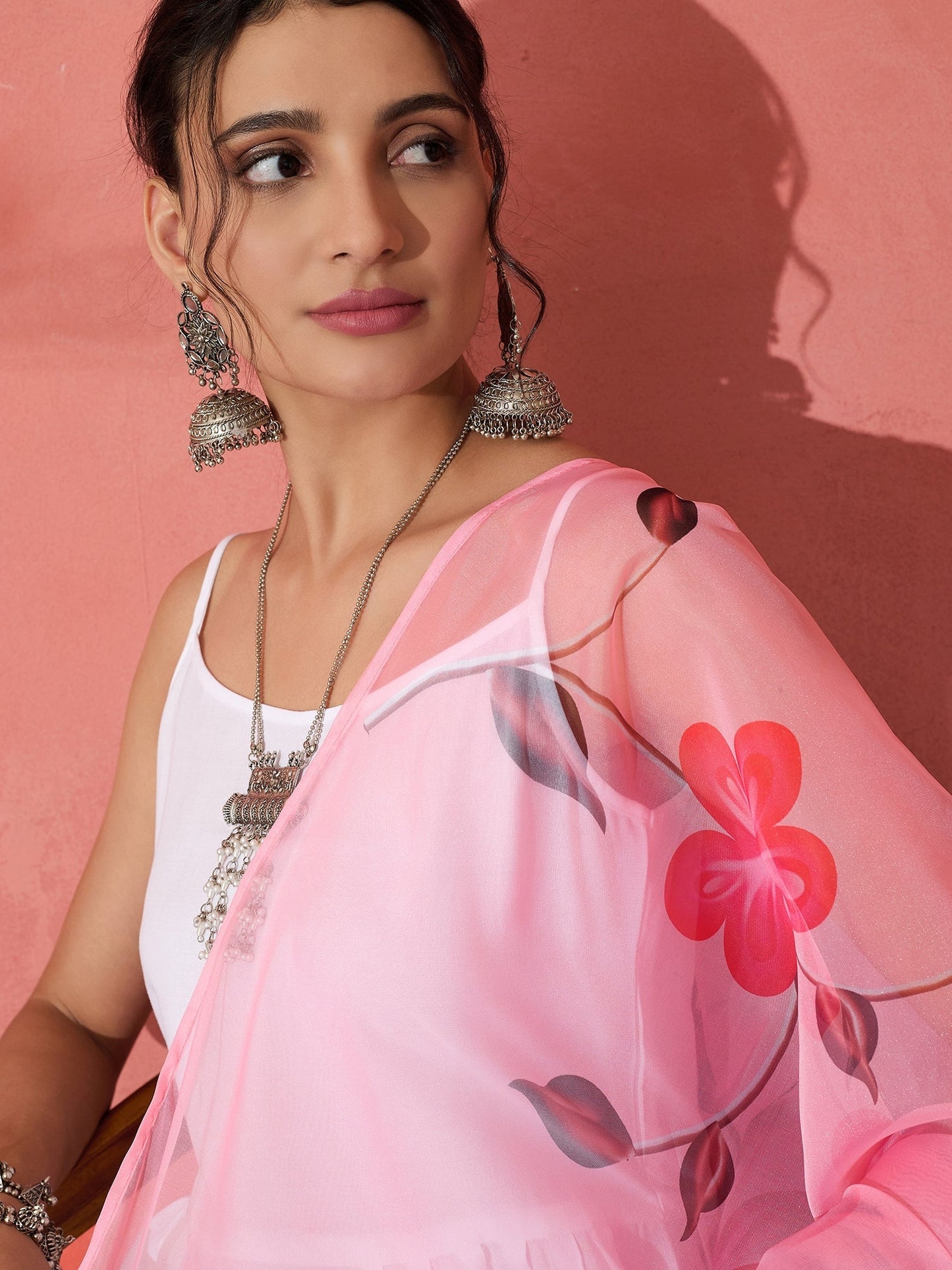 InWeave White Strappy Kurta Set With Pink Hand Print Dupatta - Swadesiicart