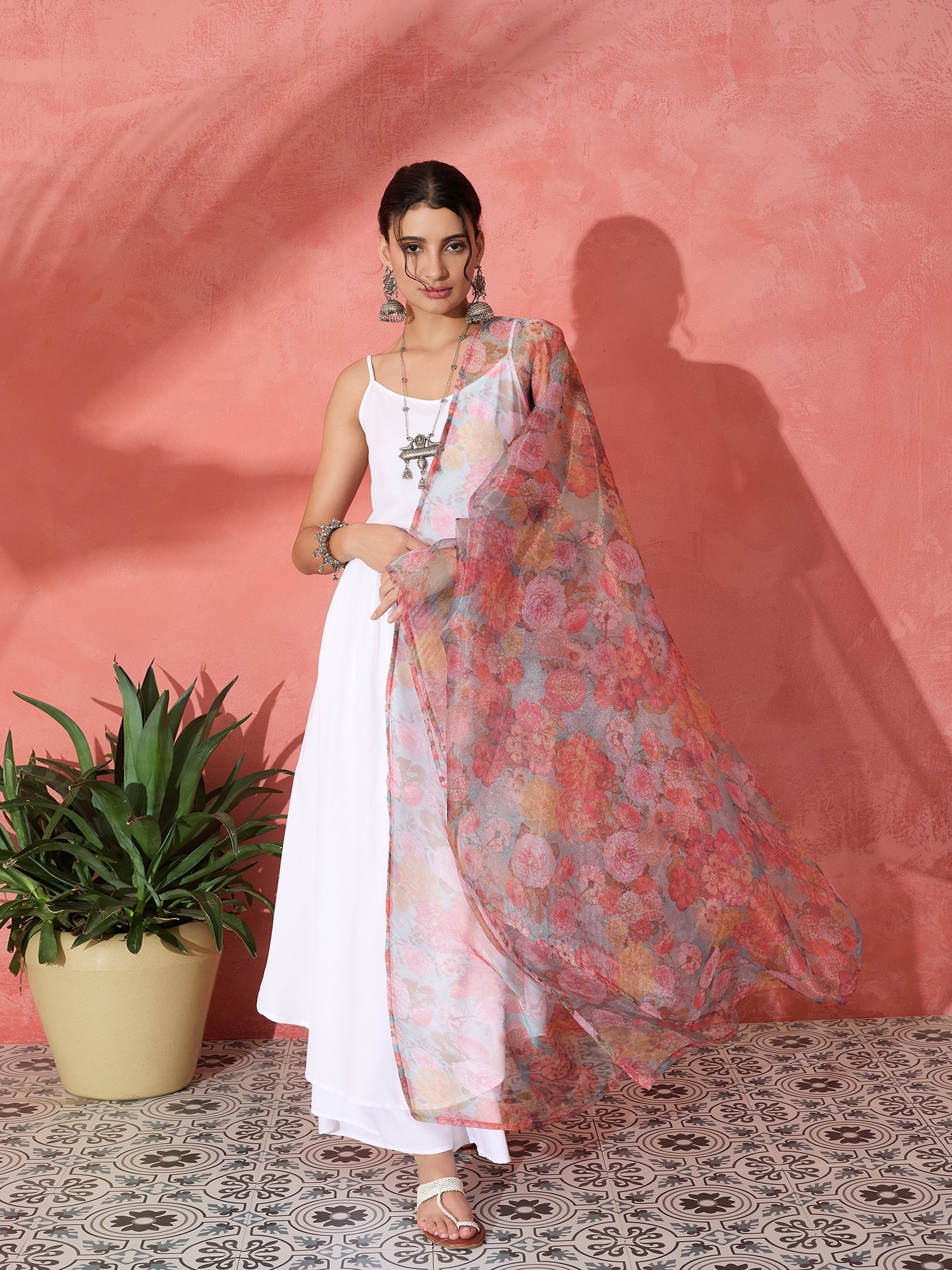 InWeave White Strappy Set With Green Organza Dupatta - Swadesiicart