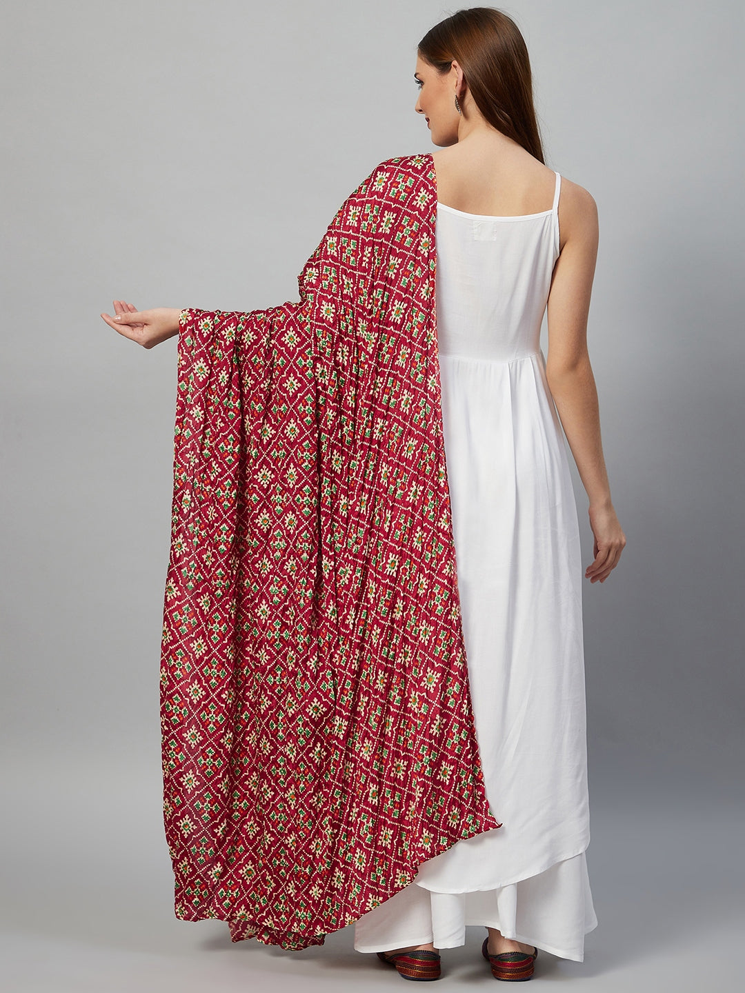 InWeave White Strappy Set - Maroon Fosilk Dupatta - Swadesiicart