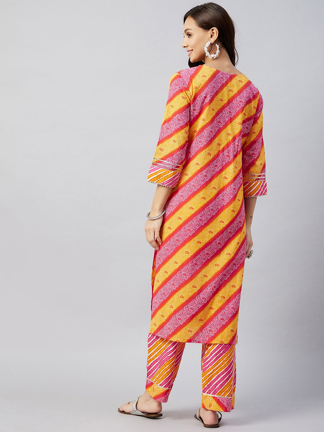 InWeave Women's Pink Mustard Lehriya Straight Kurta Set - Swadesiicart