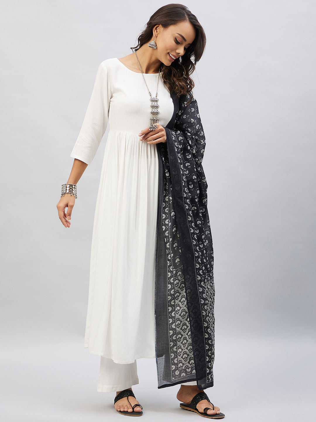InWeave Women's Cream Anarkali Kurta Set With Black Chintz Print Dupatta - Swadesiicart