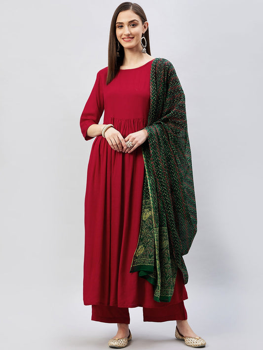 InWeave Women's Maroon Long Anarkali Kurta Set With Green Ajrakh Dupatta - Swadesiicart