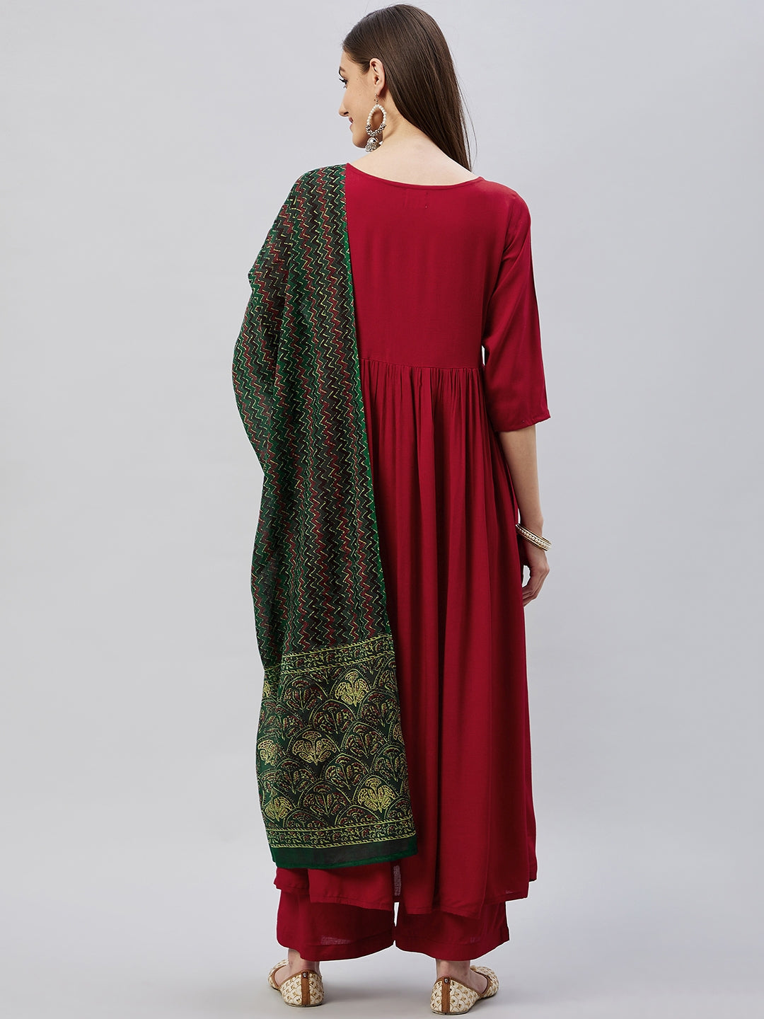 InWeave Women's Maroon Long Anarkali Kurta Set With Green Ajrakh Dupatta - Swadesiicart