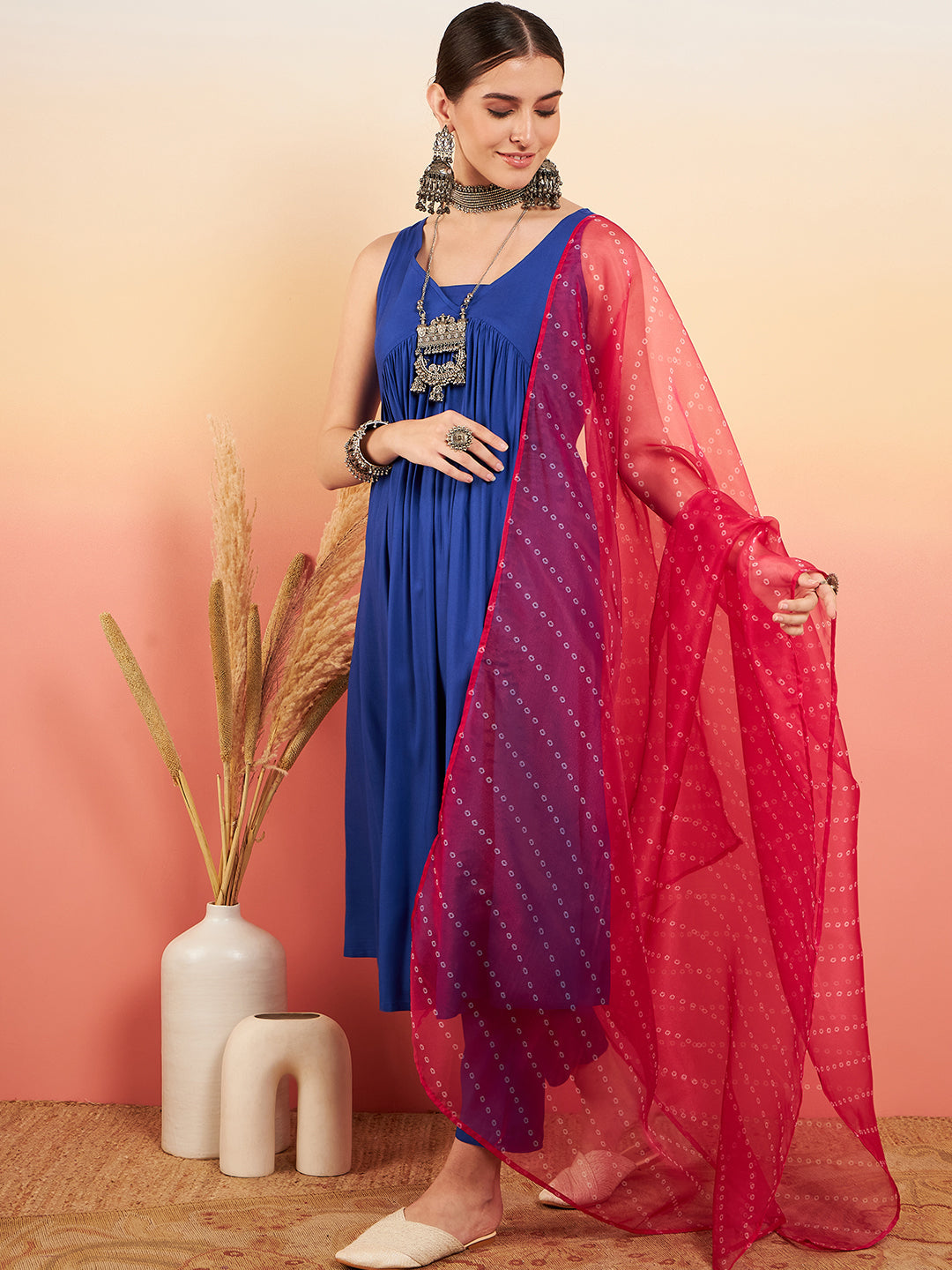 InWeave Women's Ink Blue Sleeveless Flared Kurta Set Fuschia Ba Or Dupatta - Swadesiicart
