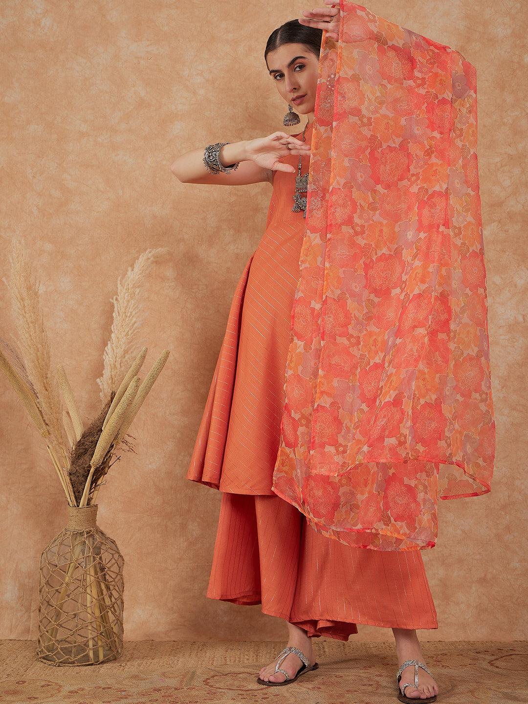 InWeave Women's Light Rust Lurex Kurta Set W Orange Big Or Dupatta - Swadesiicart