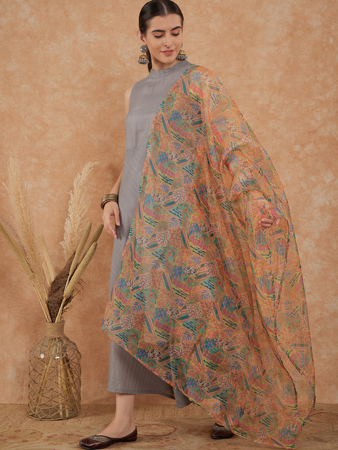 InWeave Women's Light Grey Lurex Kurta Set Multi Garden Or Dupatta - Swadesiicart