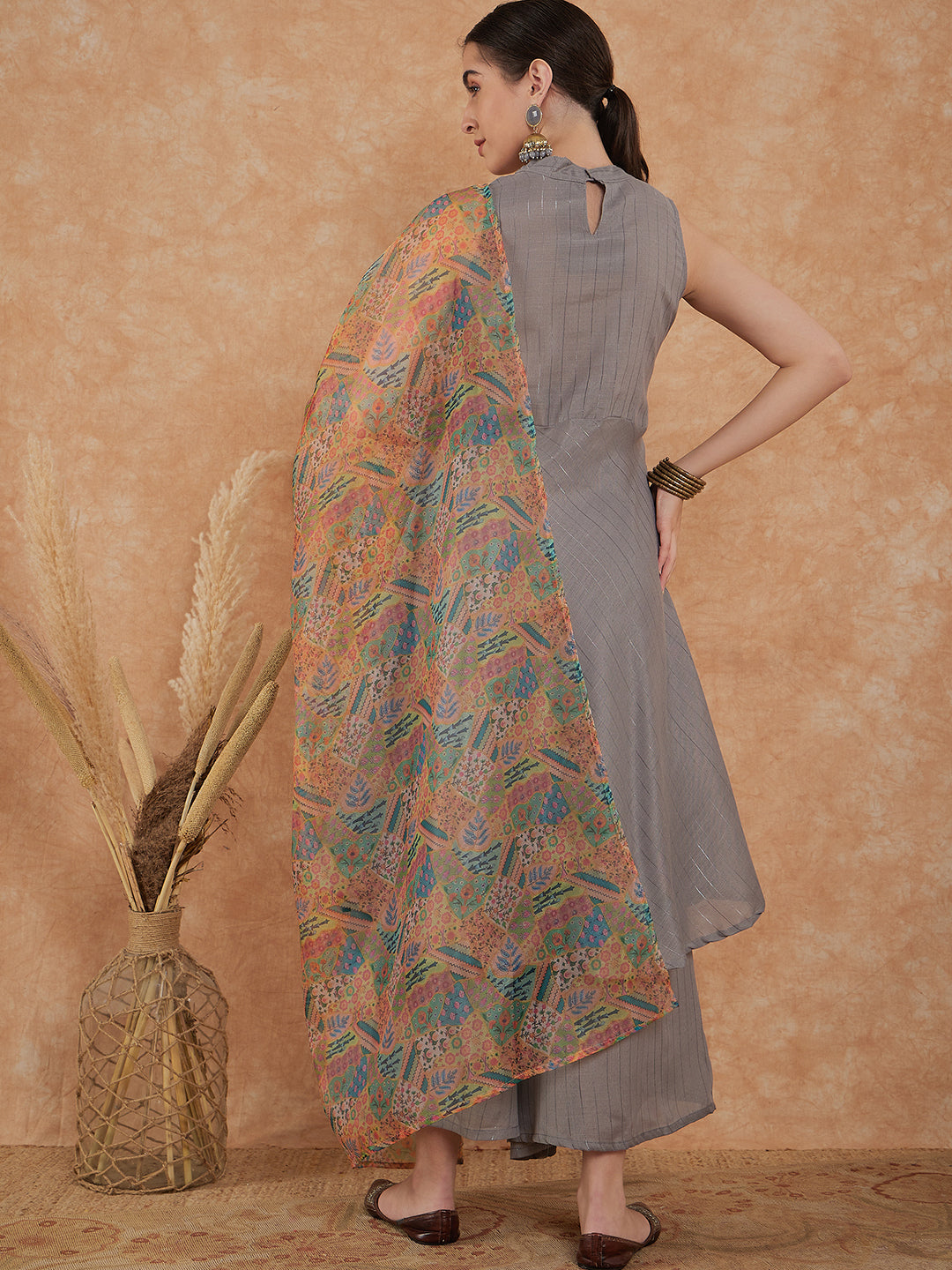 InWeave Women's Light Grey Lurex Kurta Set Multi Garden Or Dupatta - Swadesiicart