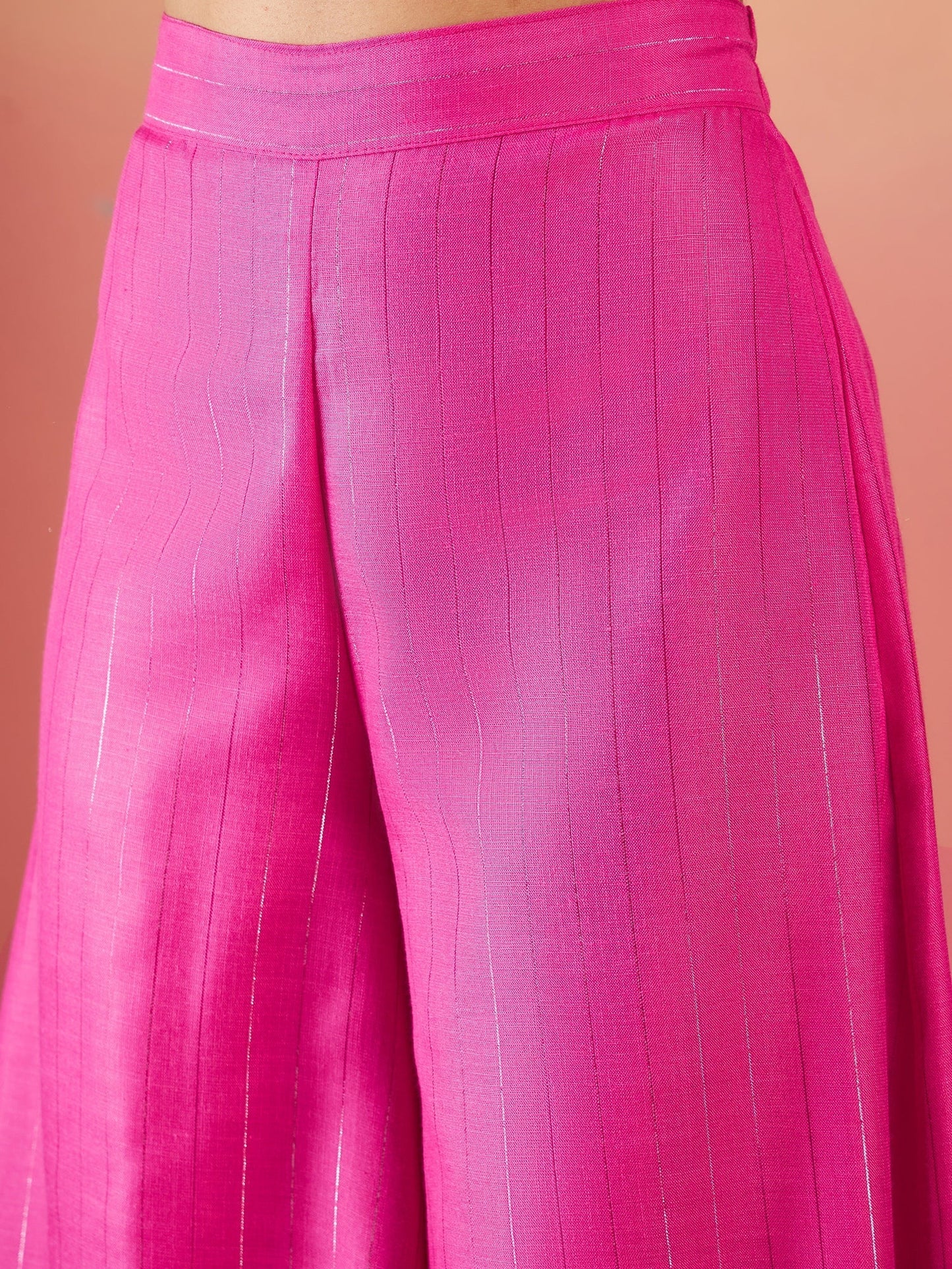 InWeave Fuchsia Olive Lurex Set - Swadesiicart