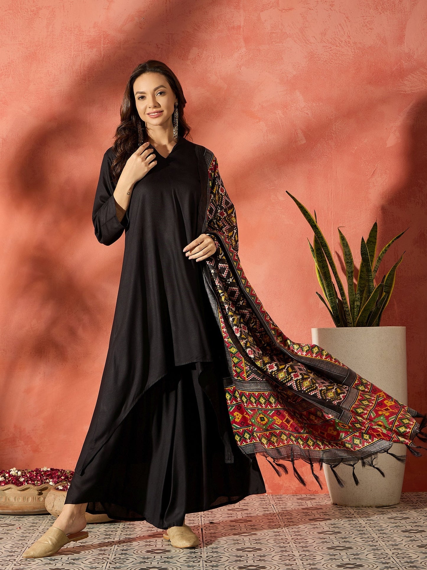InWeave Black Mandarin Patola Kurta Set - Swadesiicart