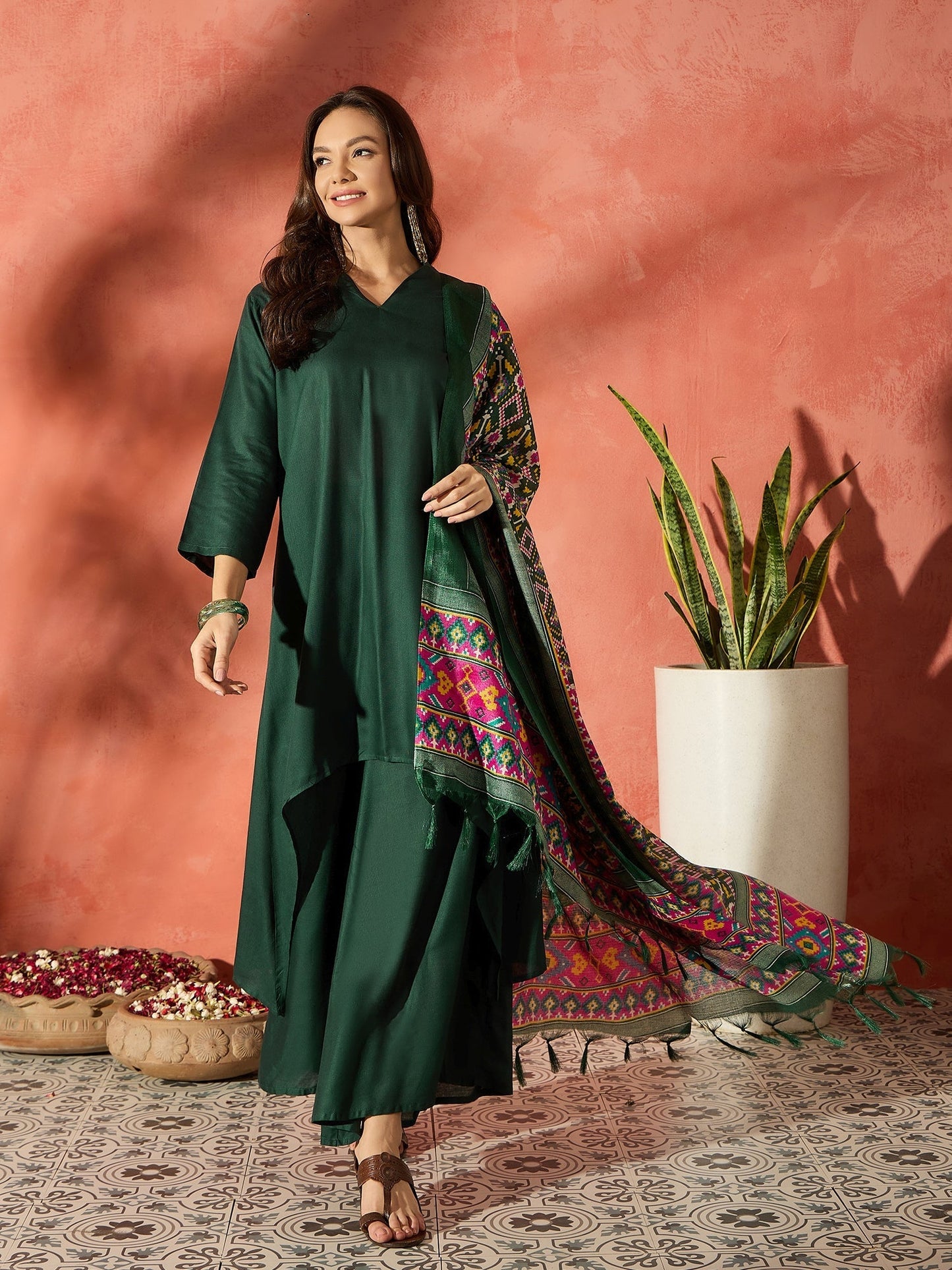 InWeave Dark Green Mandarin Patola Kurta Set - Swadesiicart