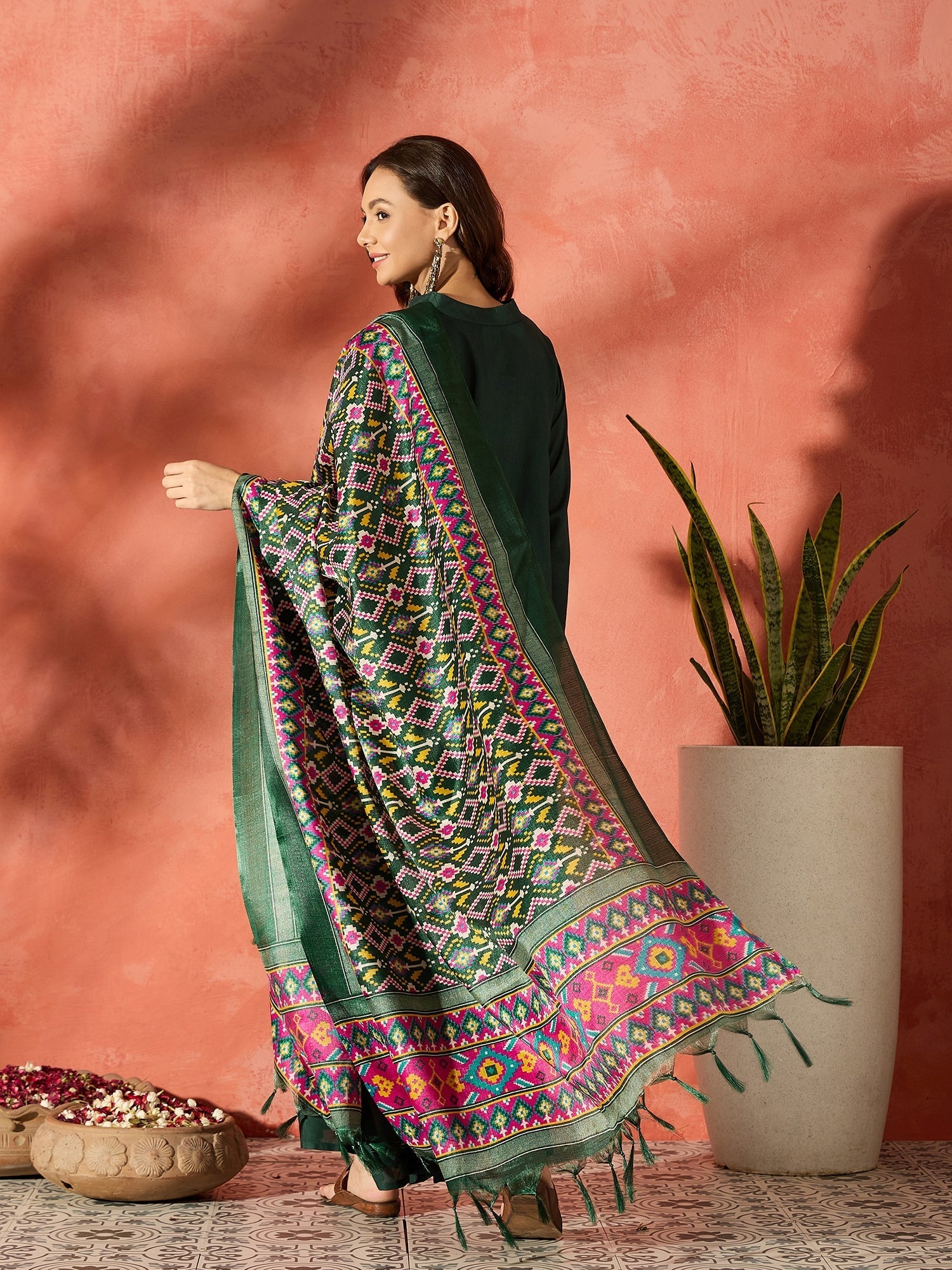 InWeave Dark Green Mandarin Patola Kurta Set - Swadesiicart