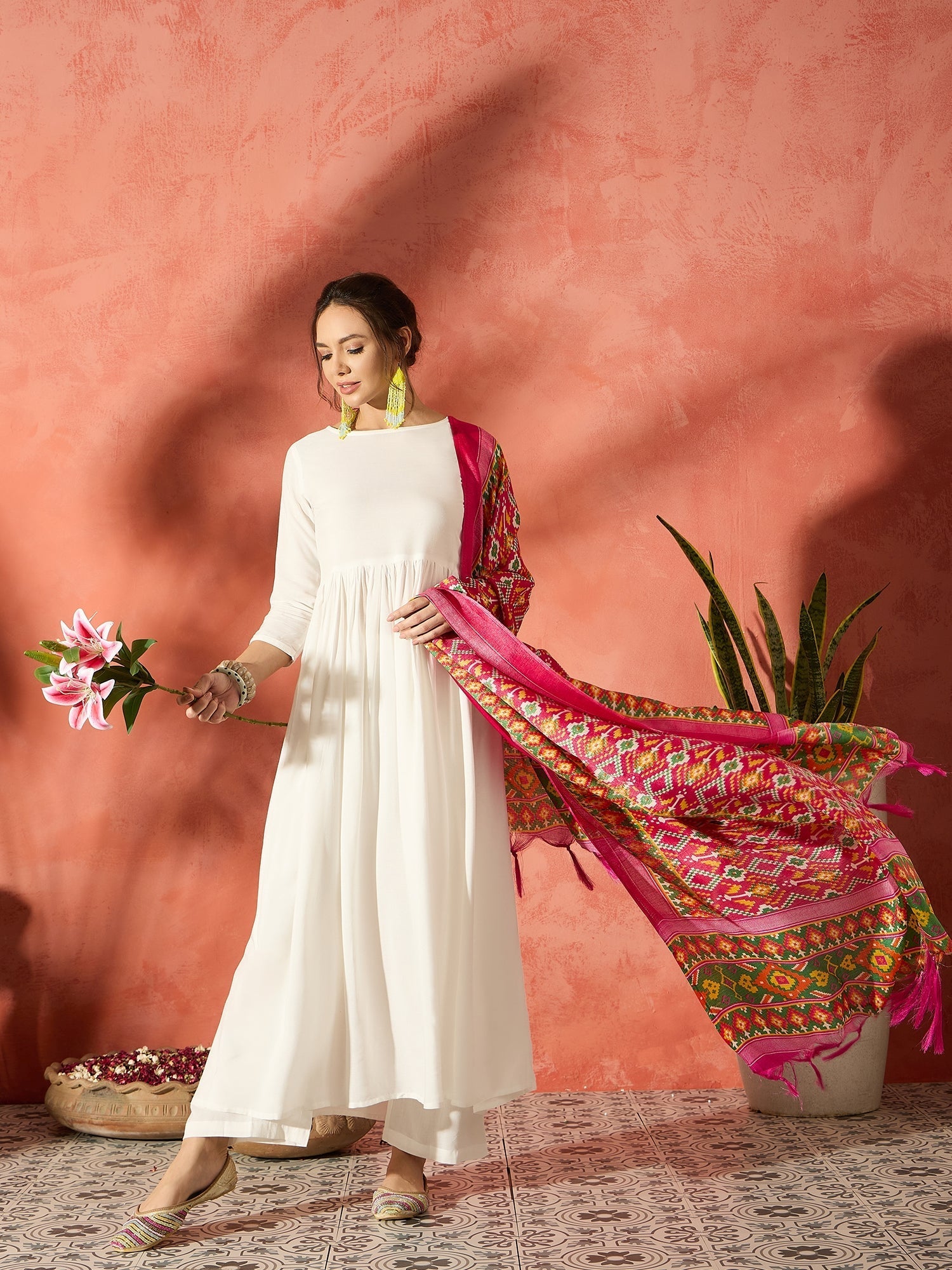 InWeave White Anarkali Patola Kurta Set - Swadesiicart