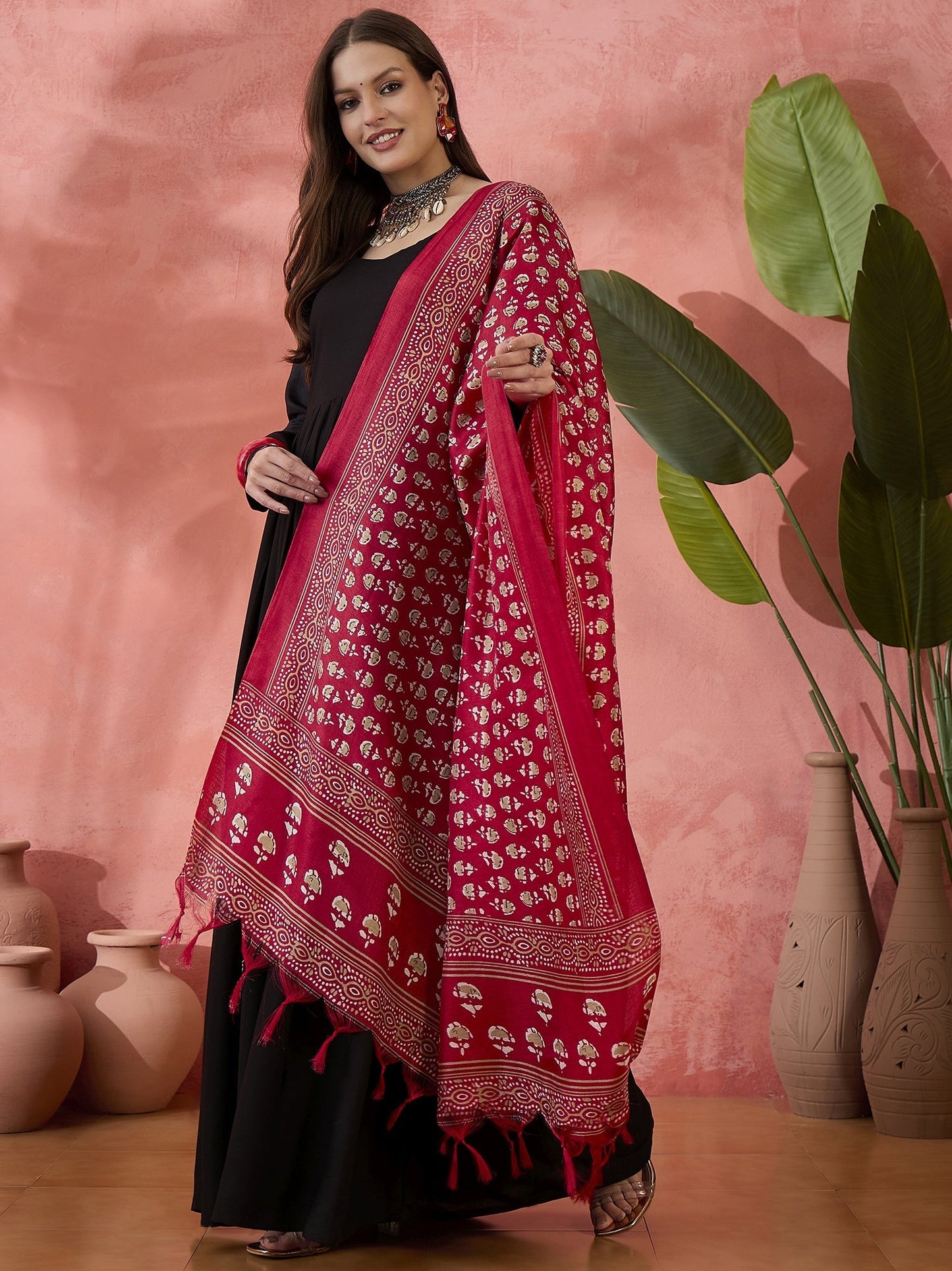 InWeave Black Sweetheart Kurta With Dupatta - Swadesiicart