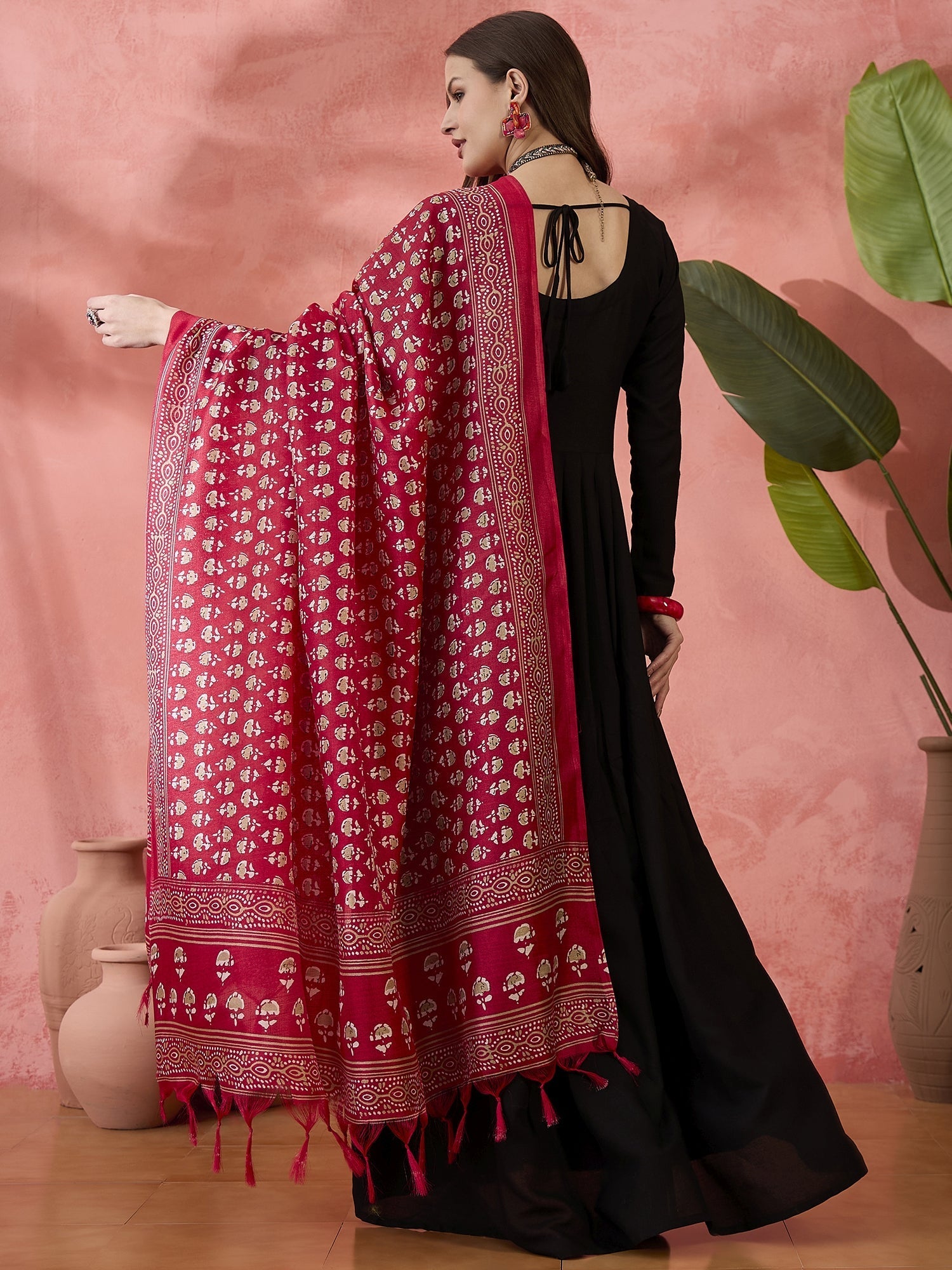 InWeave Black Sweetheart Kurta With Dupatta - Swadesiicart