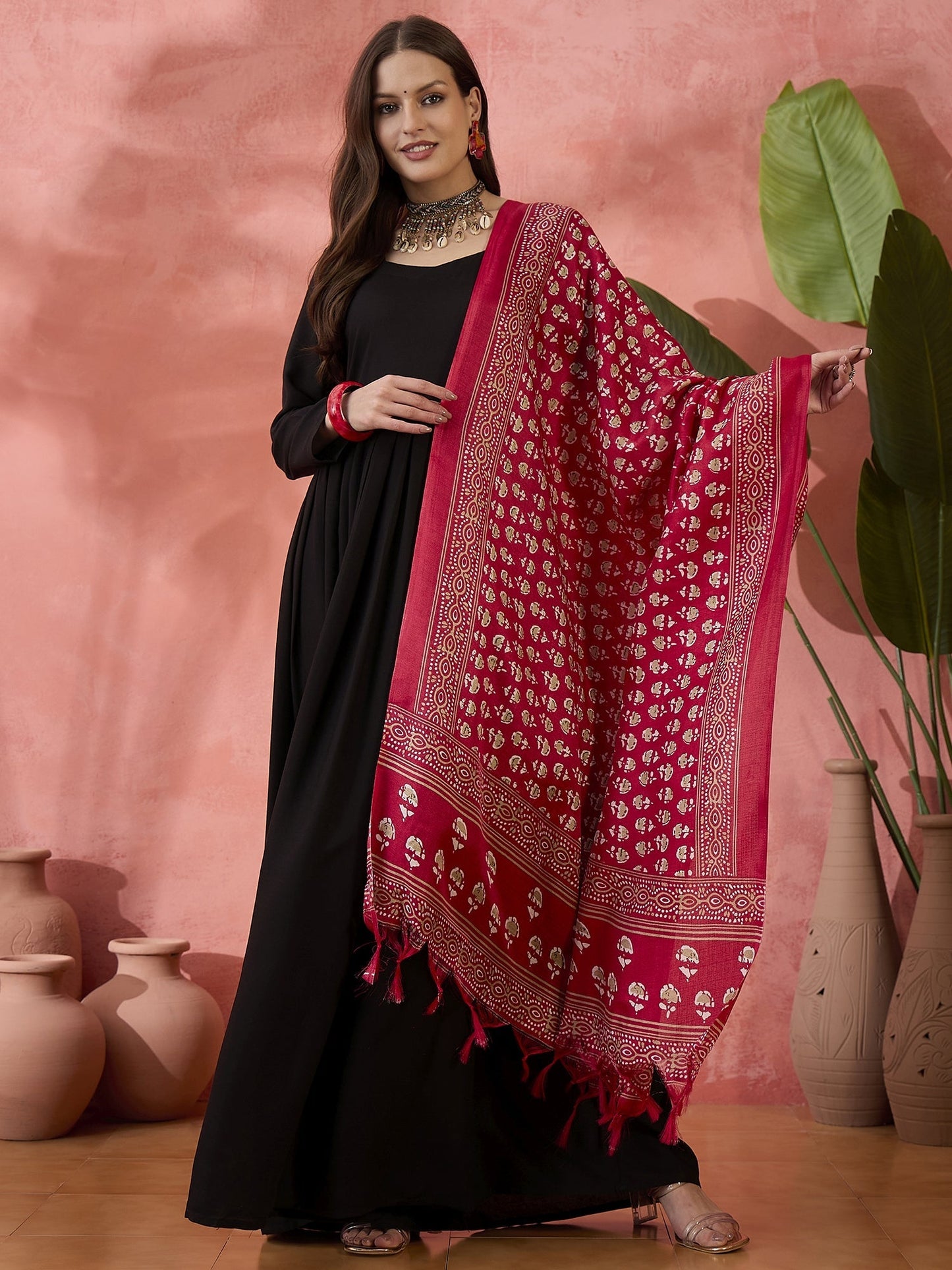InWeave Black Sweetheart Kurta With Dupatta - Swadesiicart