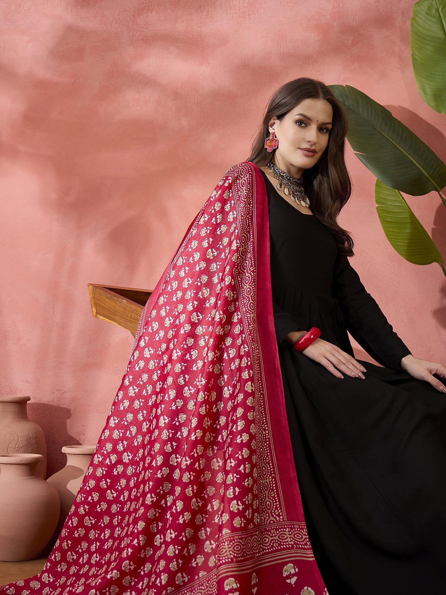 InWeave Black Sweetheart Kurta With Dupatta - Swadesiicart