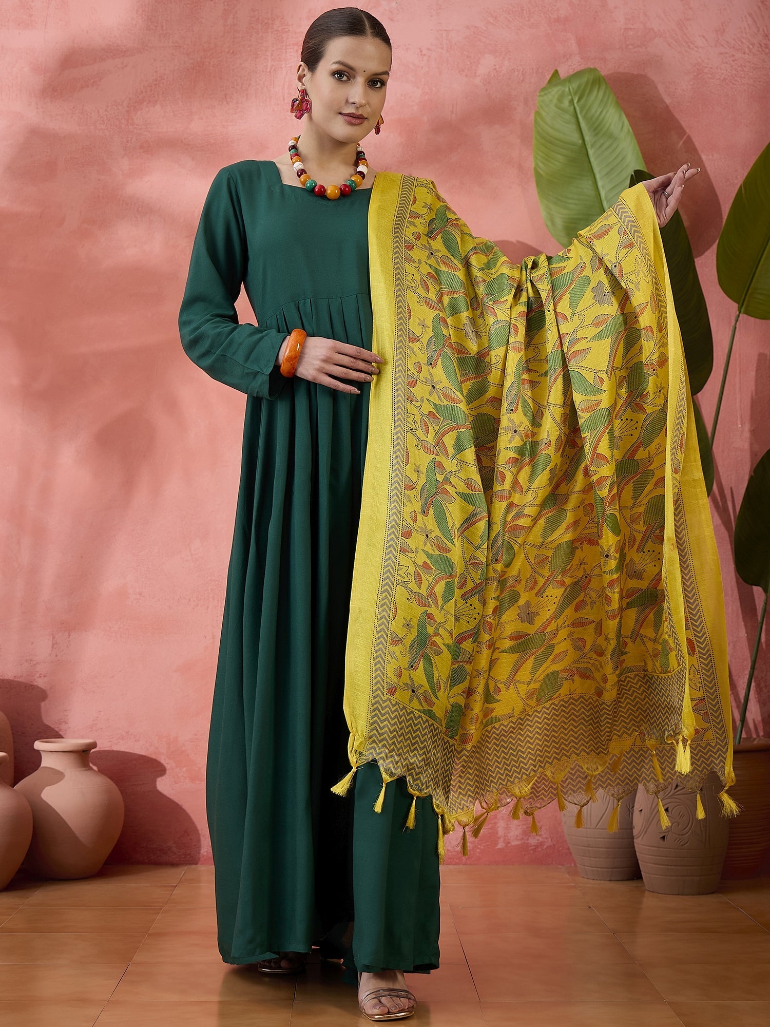 InWeave Green Sweetheart Kurta With Dupatta - Swadesiicart
